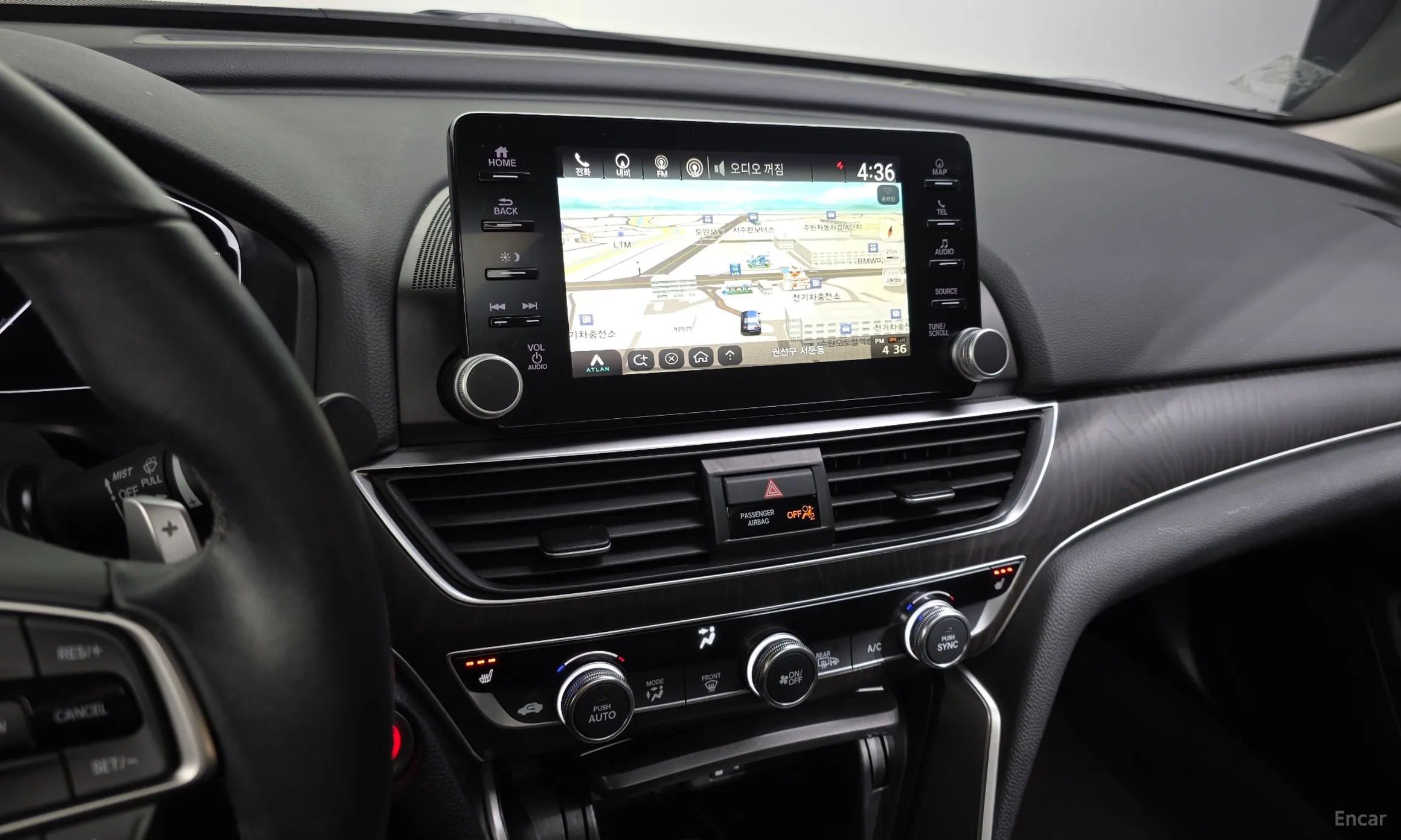 Honda Accord 10th Generation превью 14
