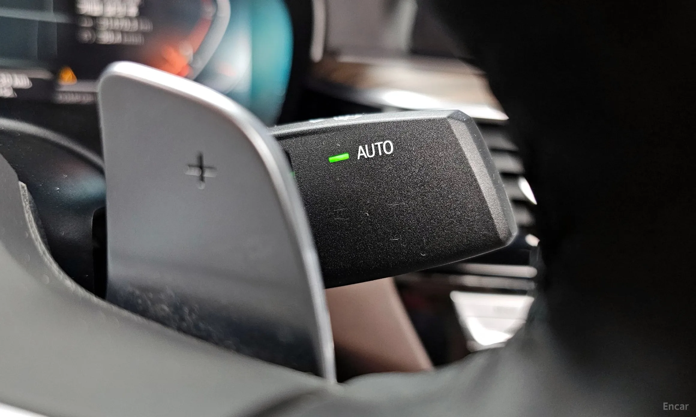 BMW 5 Series (G30) превью 16