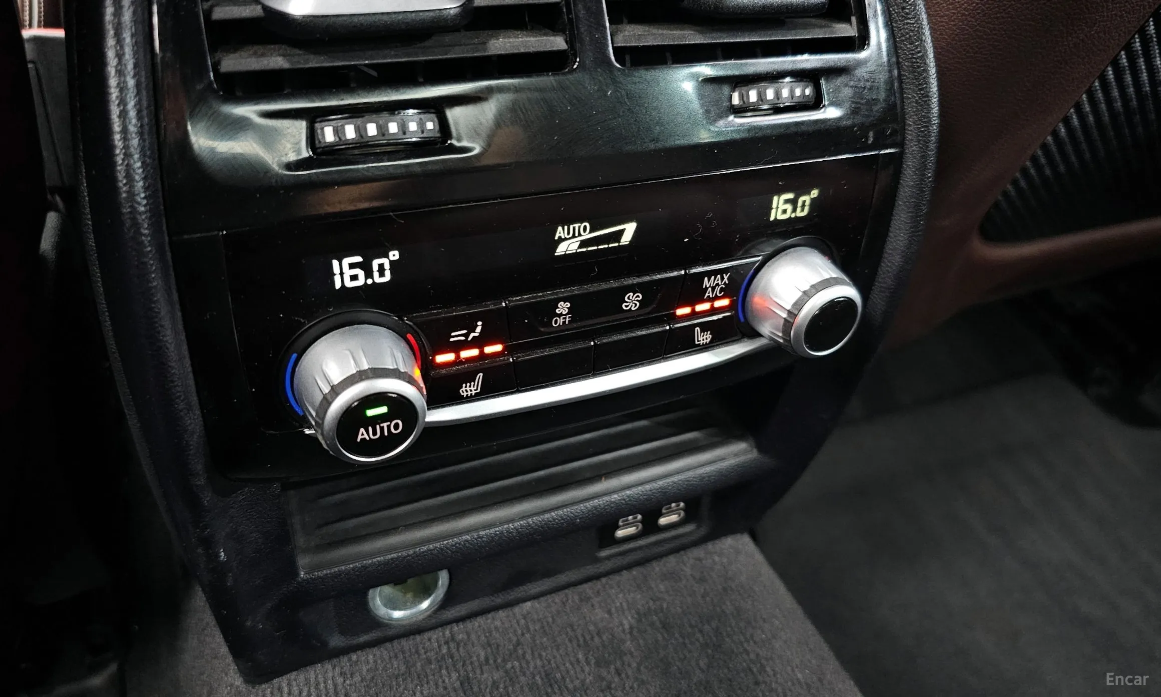 BMW 5 Series (G30) превью 17