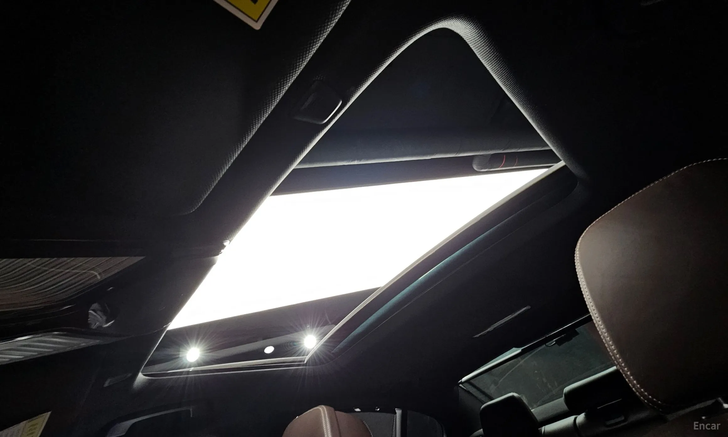 BMW 5 Series (G30) превью 19