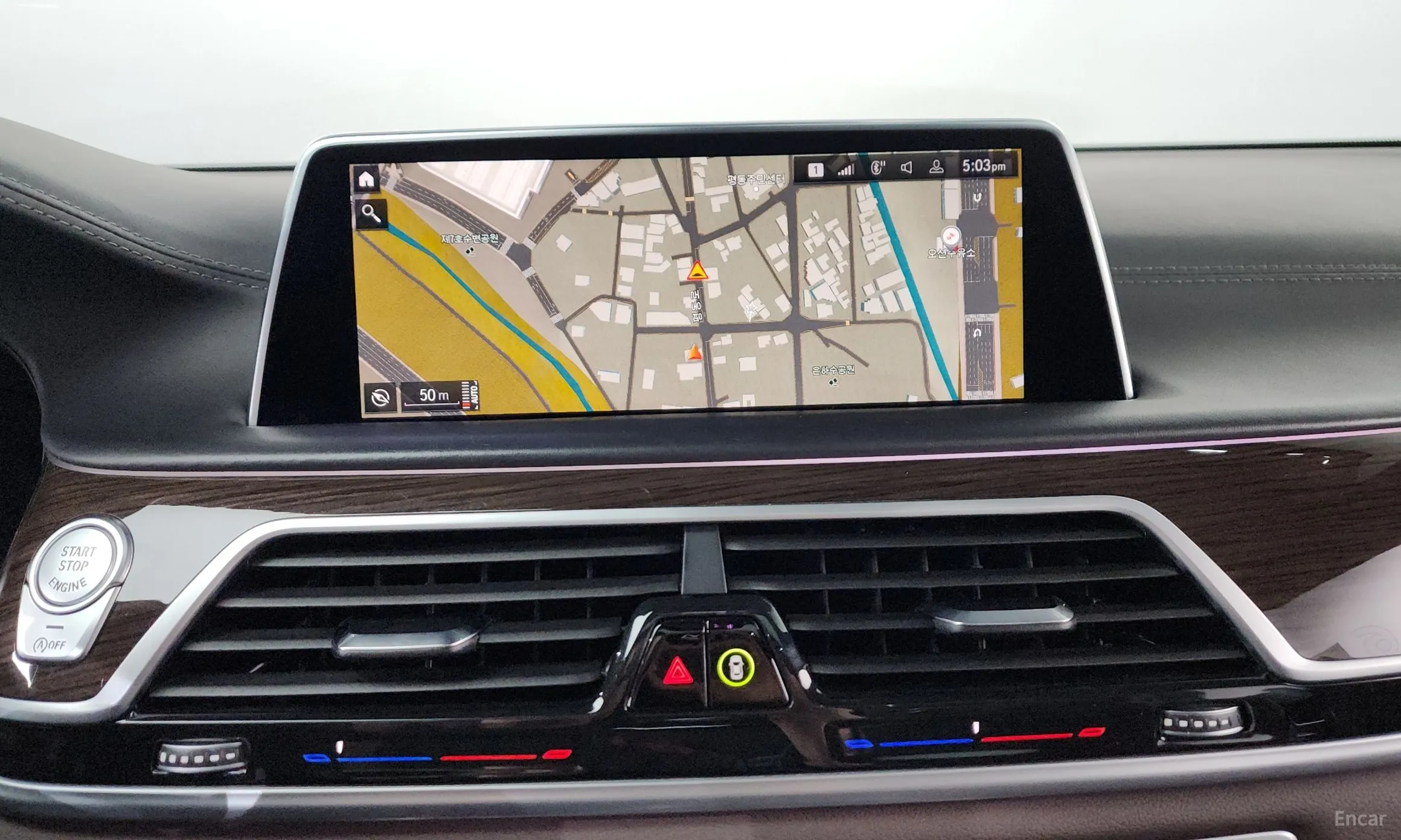 BMW 7 Series (G11) превью 12