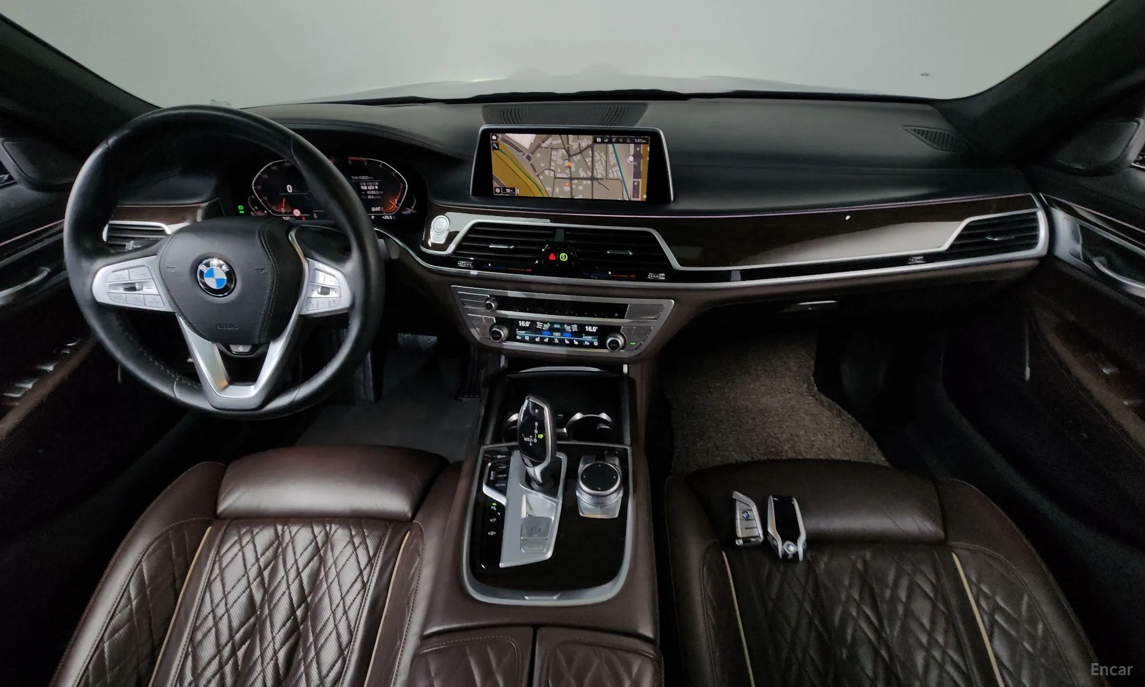 BMW 7 Series (G11) превью 7