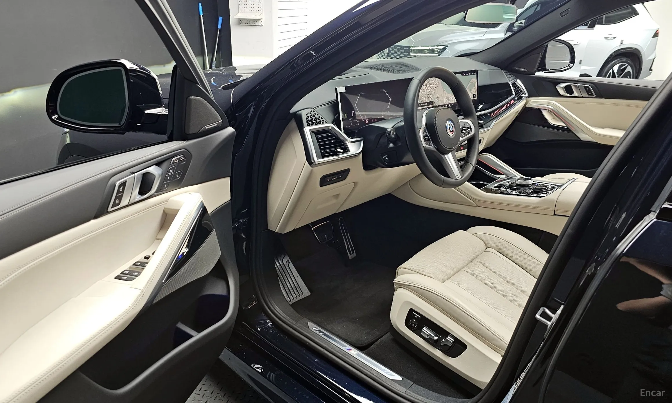 BMW X6 (G06) превью 10