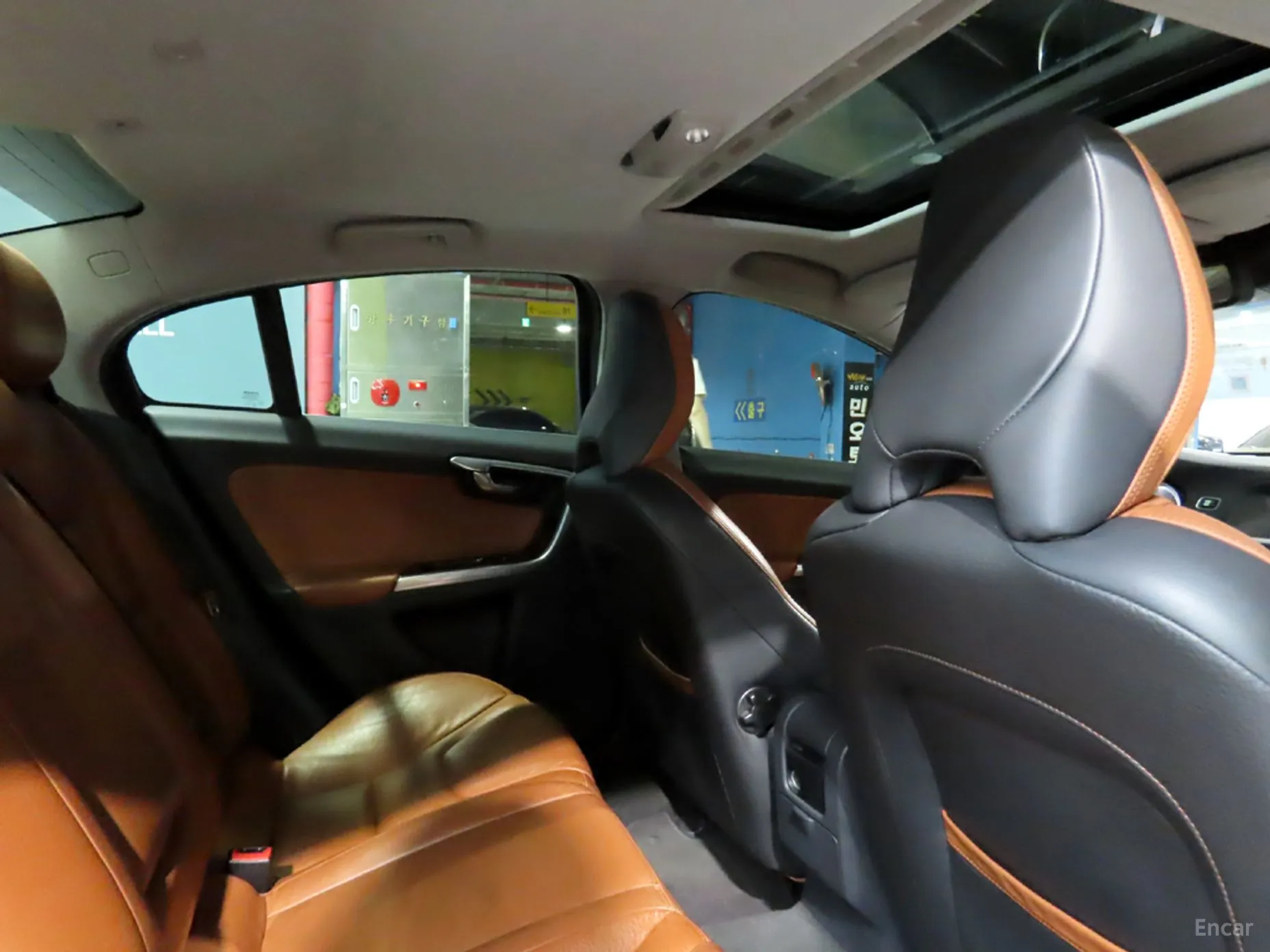 Volvo S60 превью 15