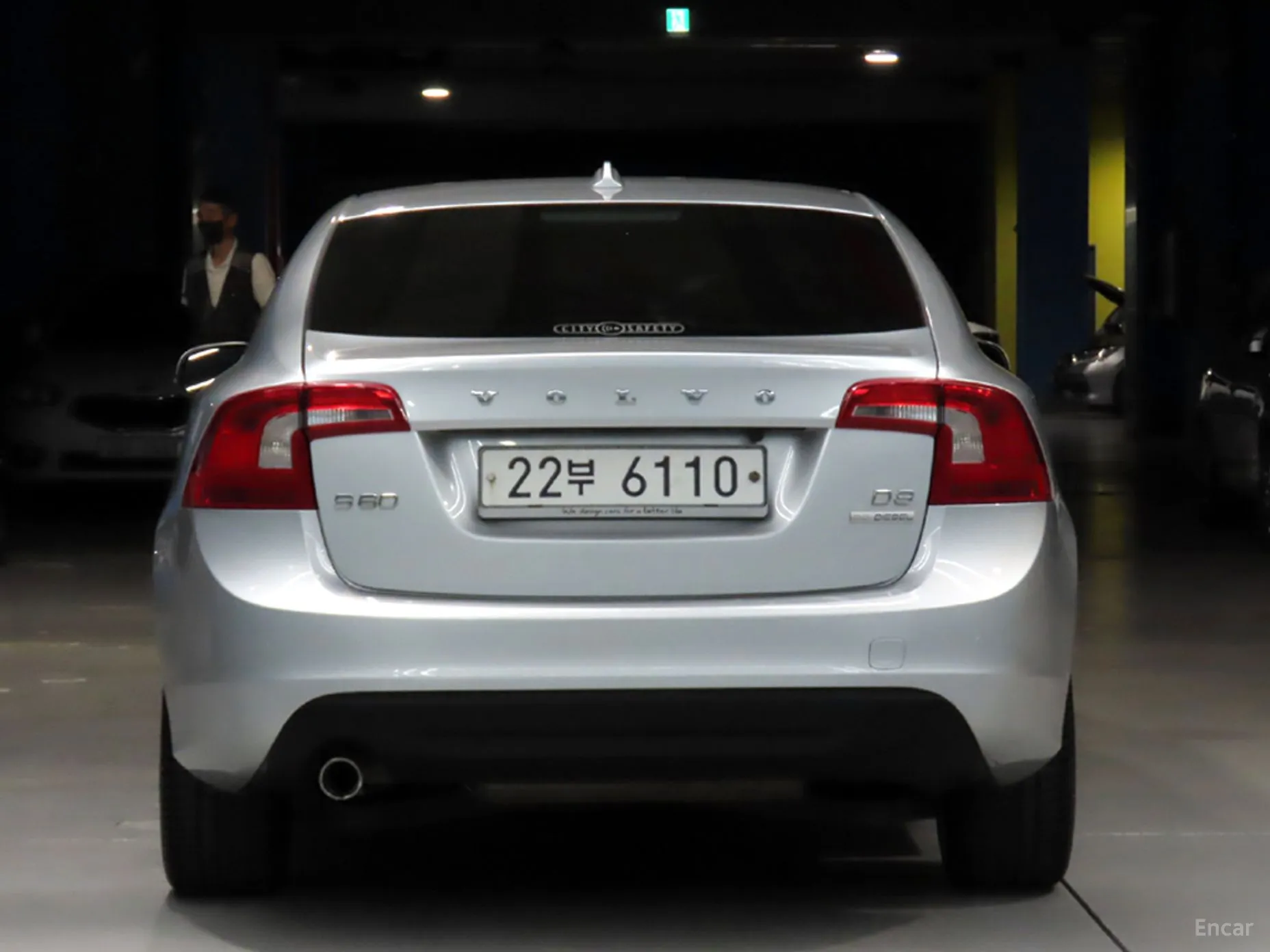 Volvo S60 превью 3