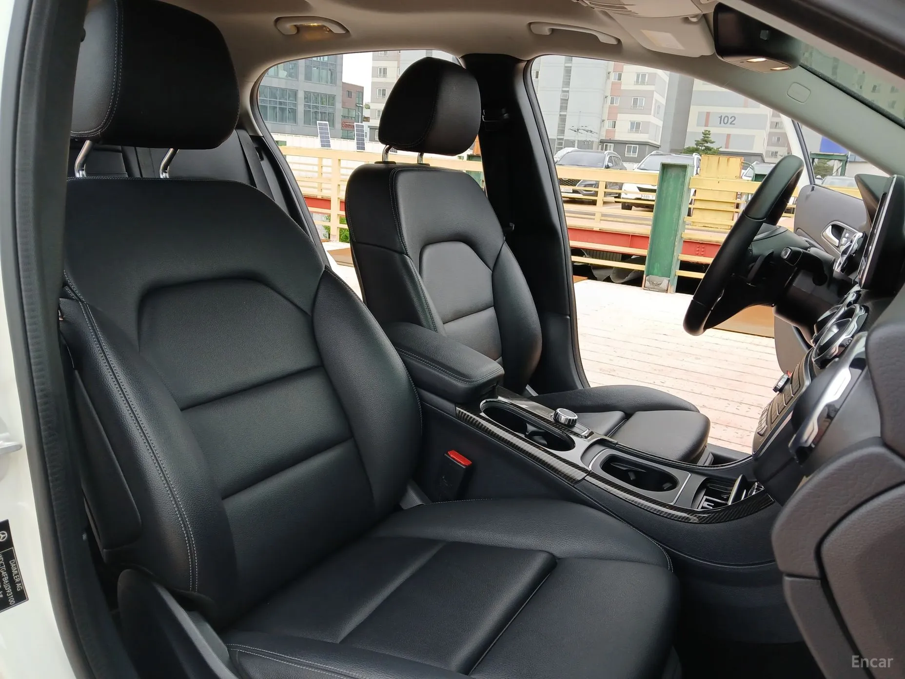 Mercedes Benz GLA-Class X156 превью 11