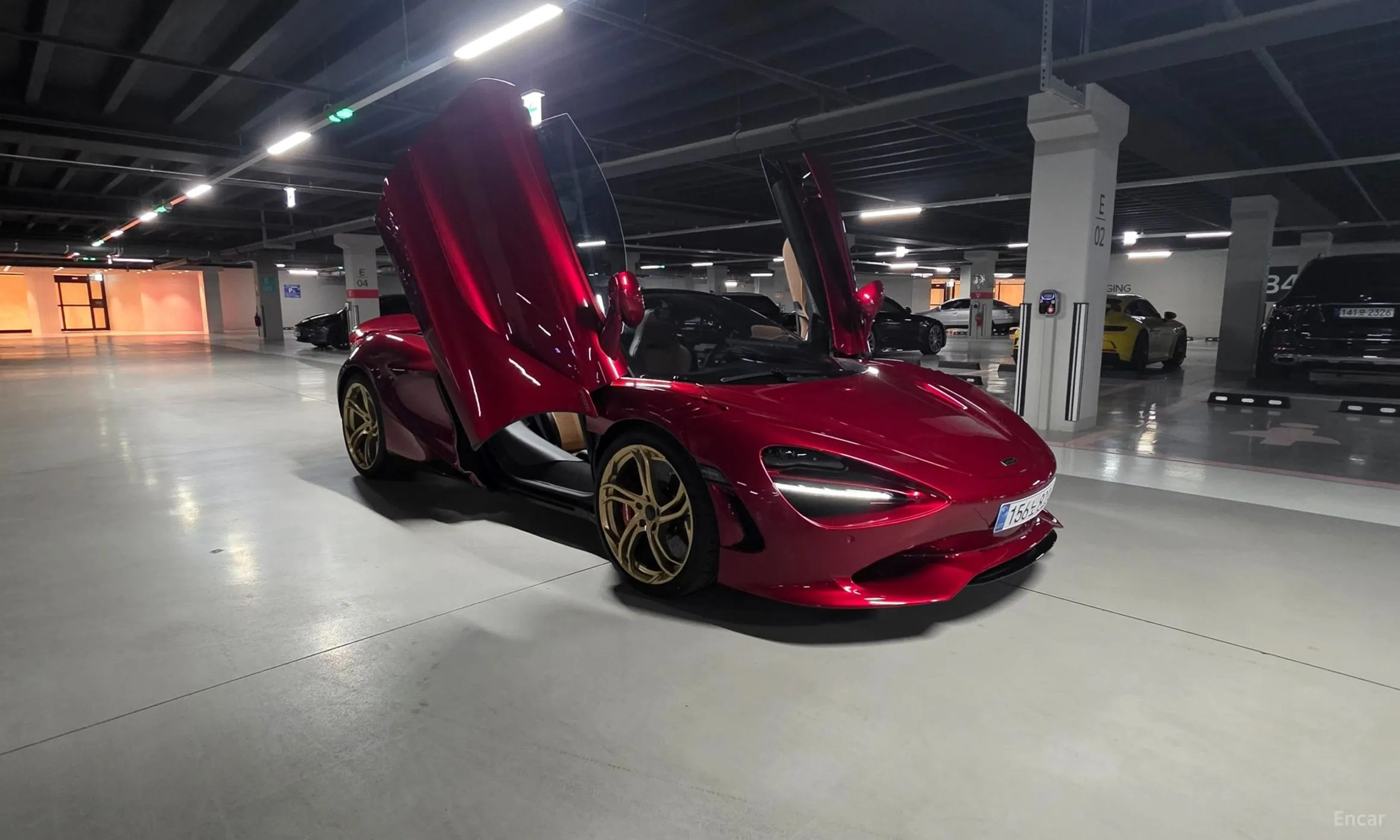 McLaren 750S превью 4