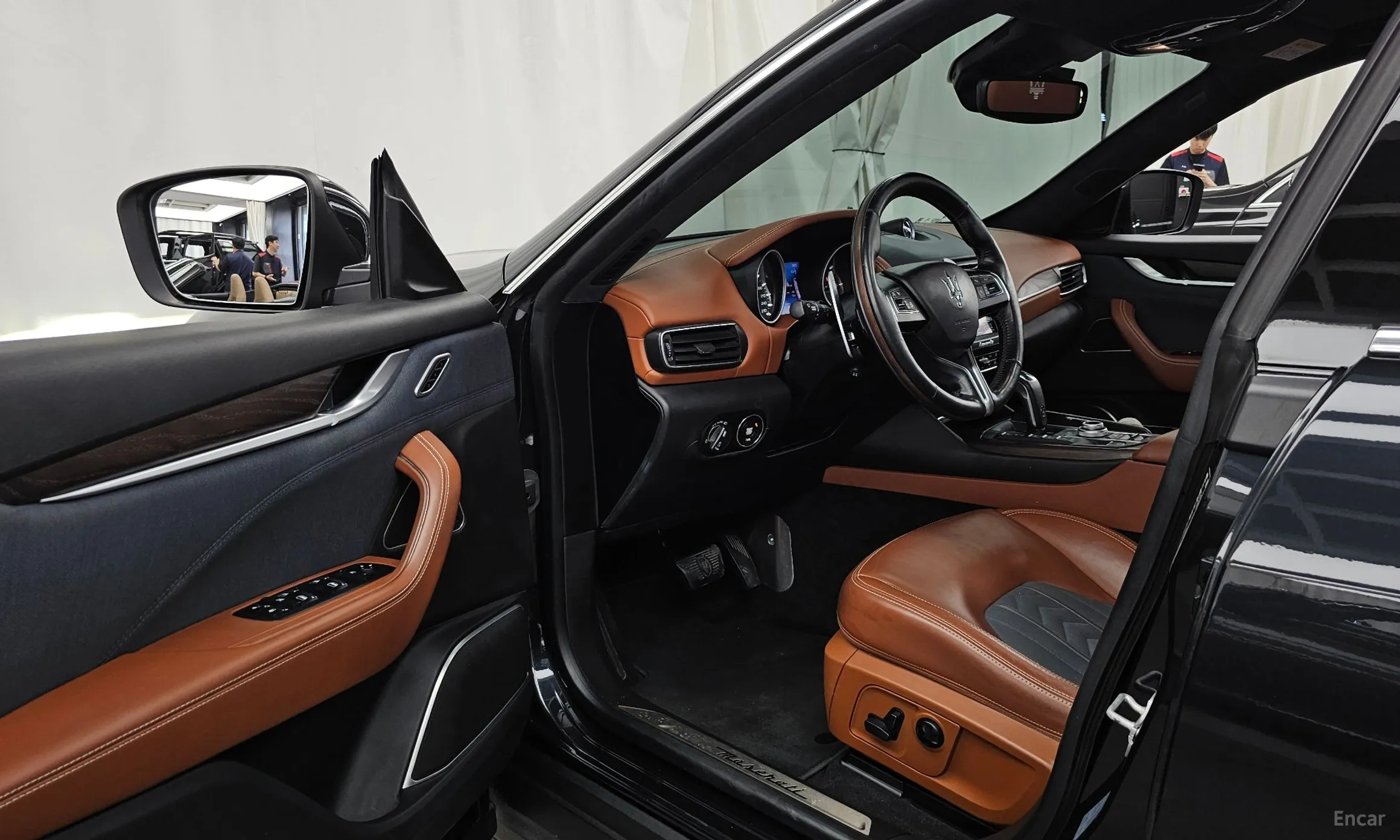 Maserati Levante превью 10