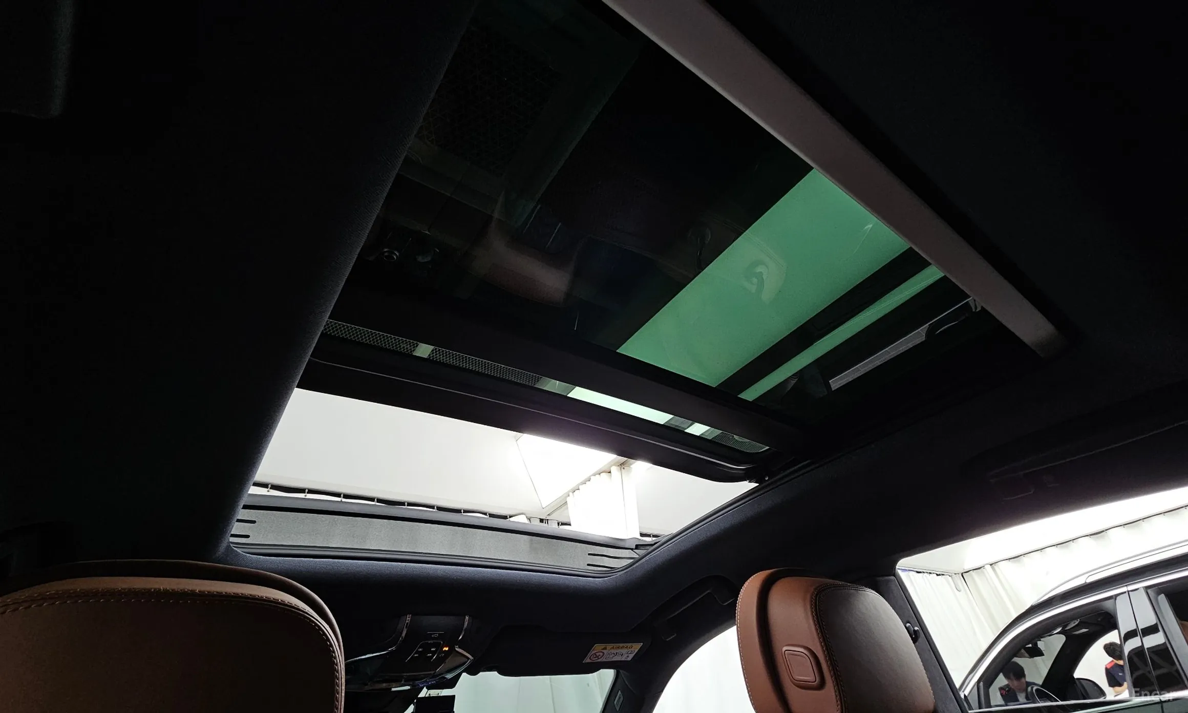 Maserati Levante превью 17