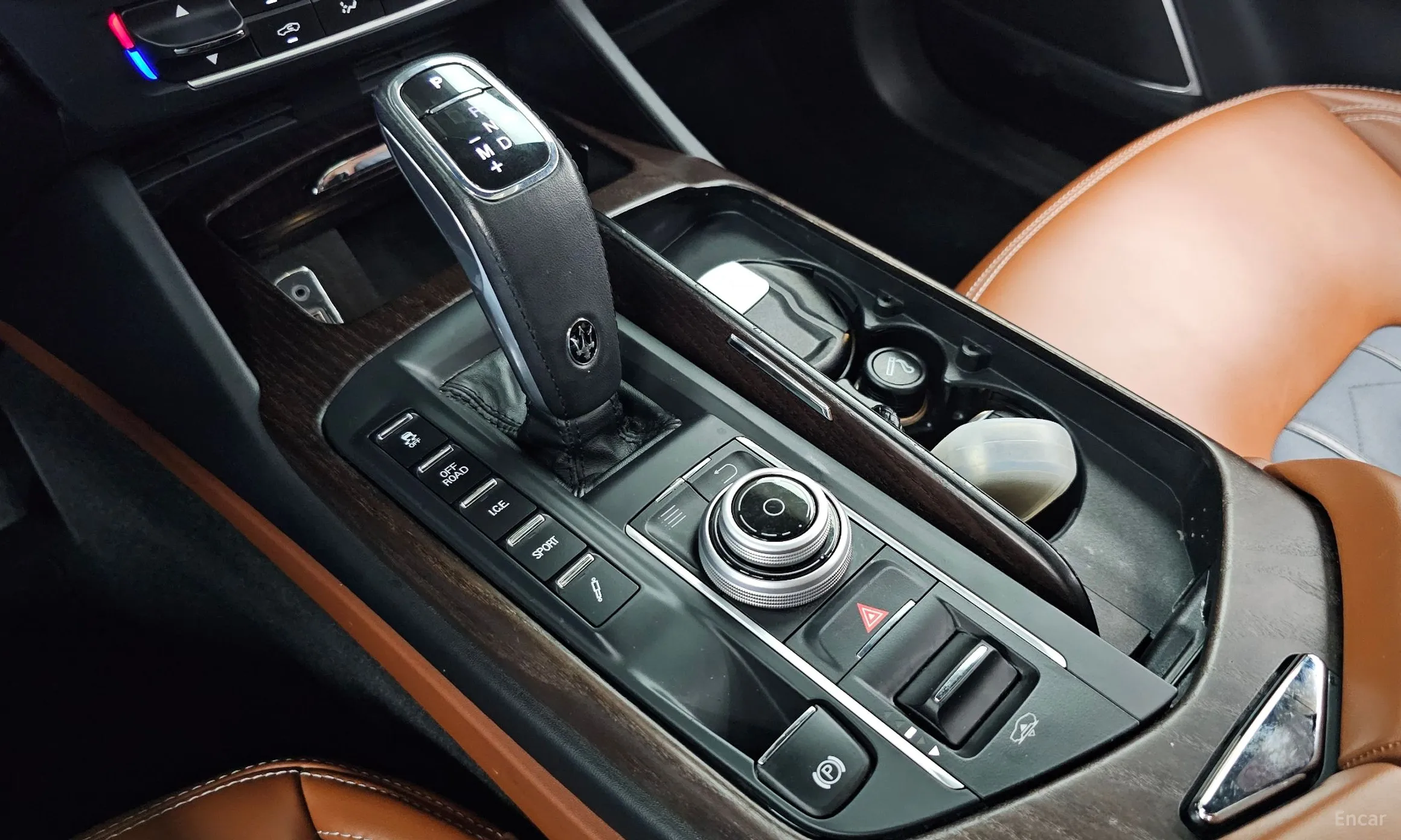Maserati Levante превью 9