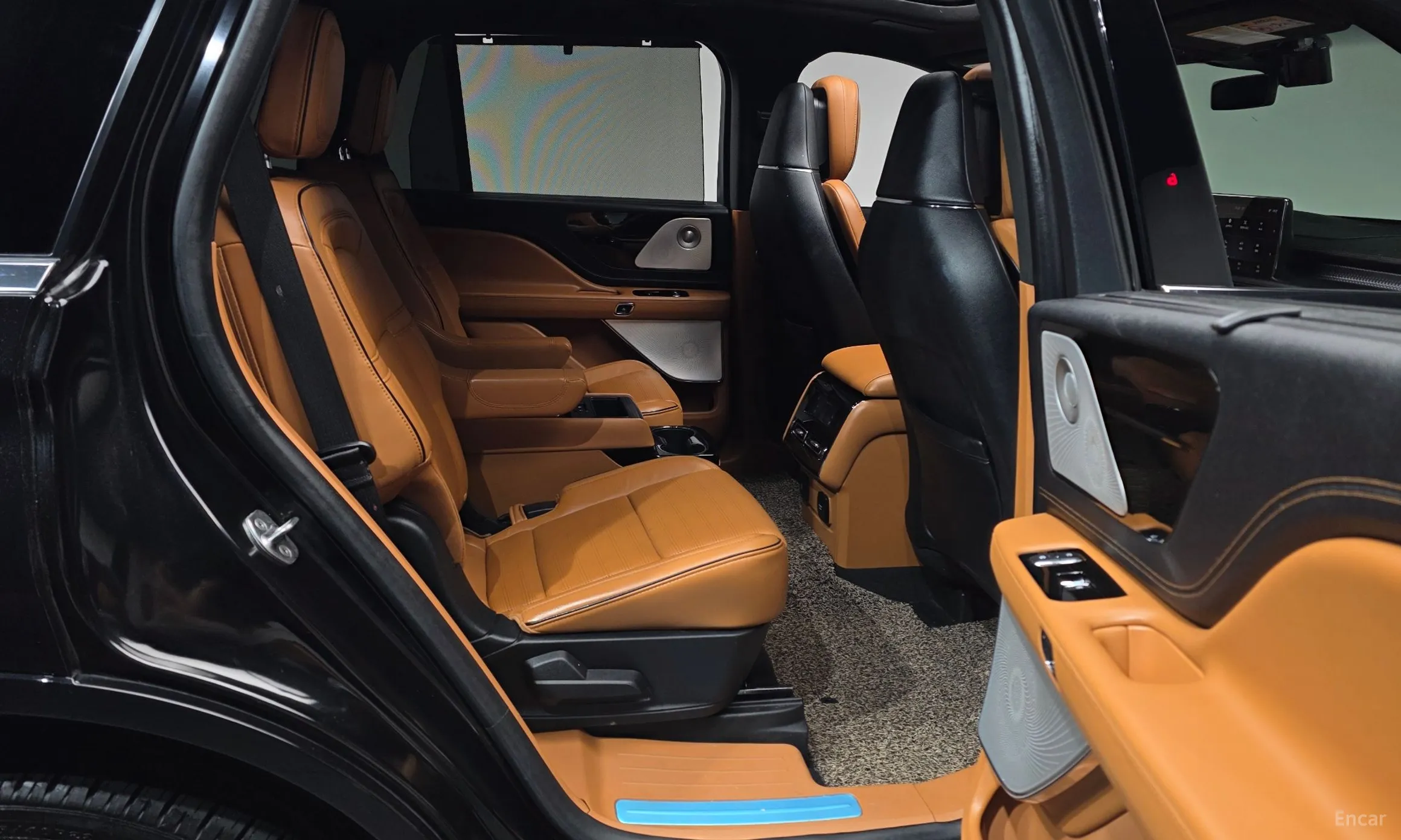 Lincoln Aviator 2nd Generation превью 12