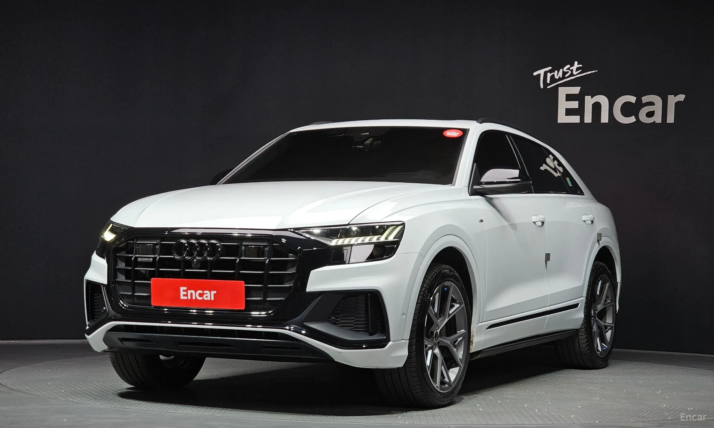 Audi Q8 (4M)