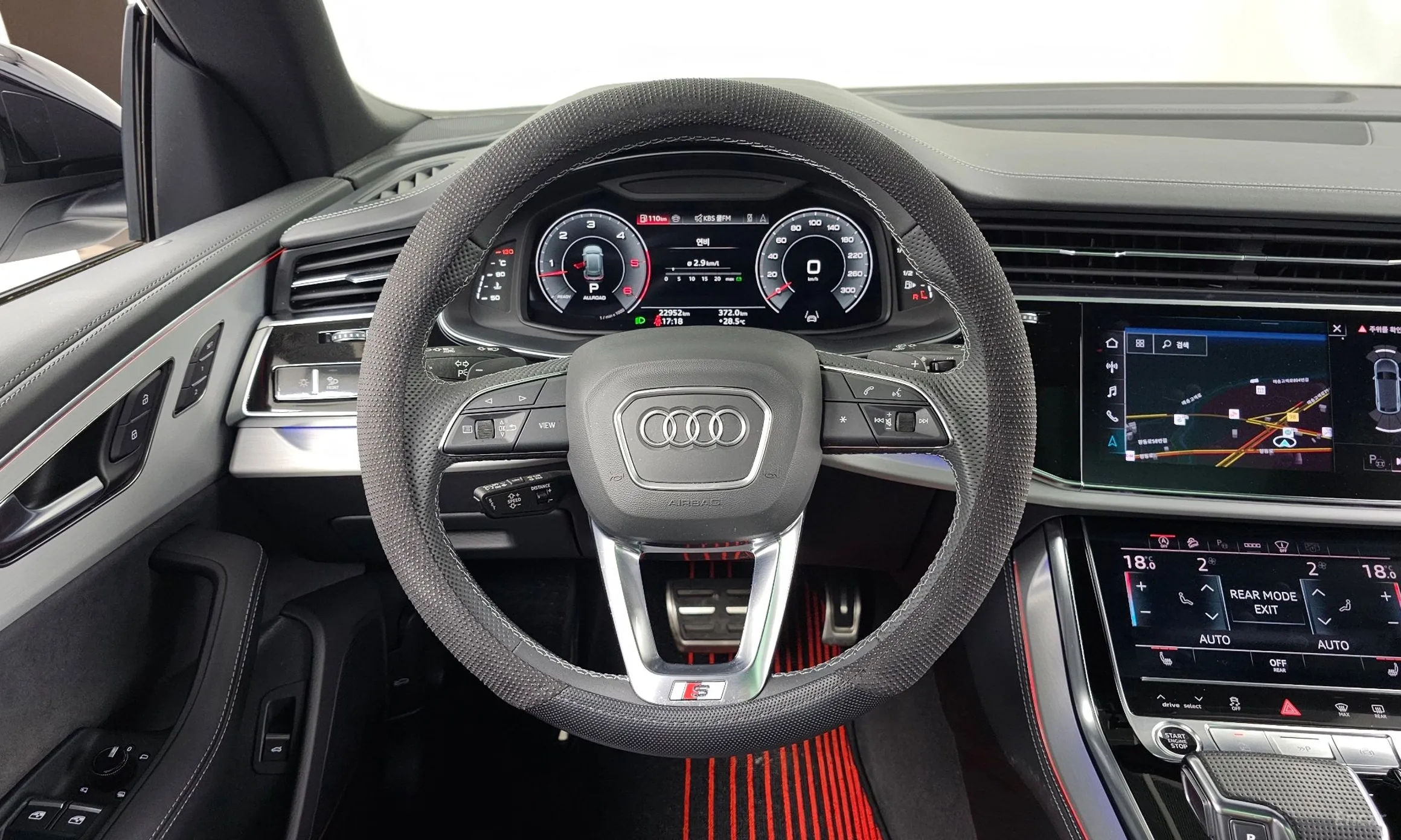 Audi Q8 (4M) превью 13