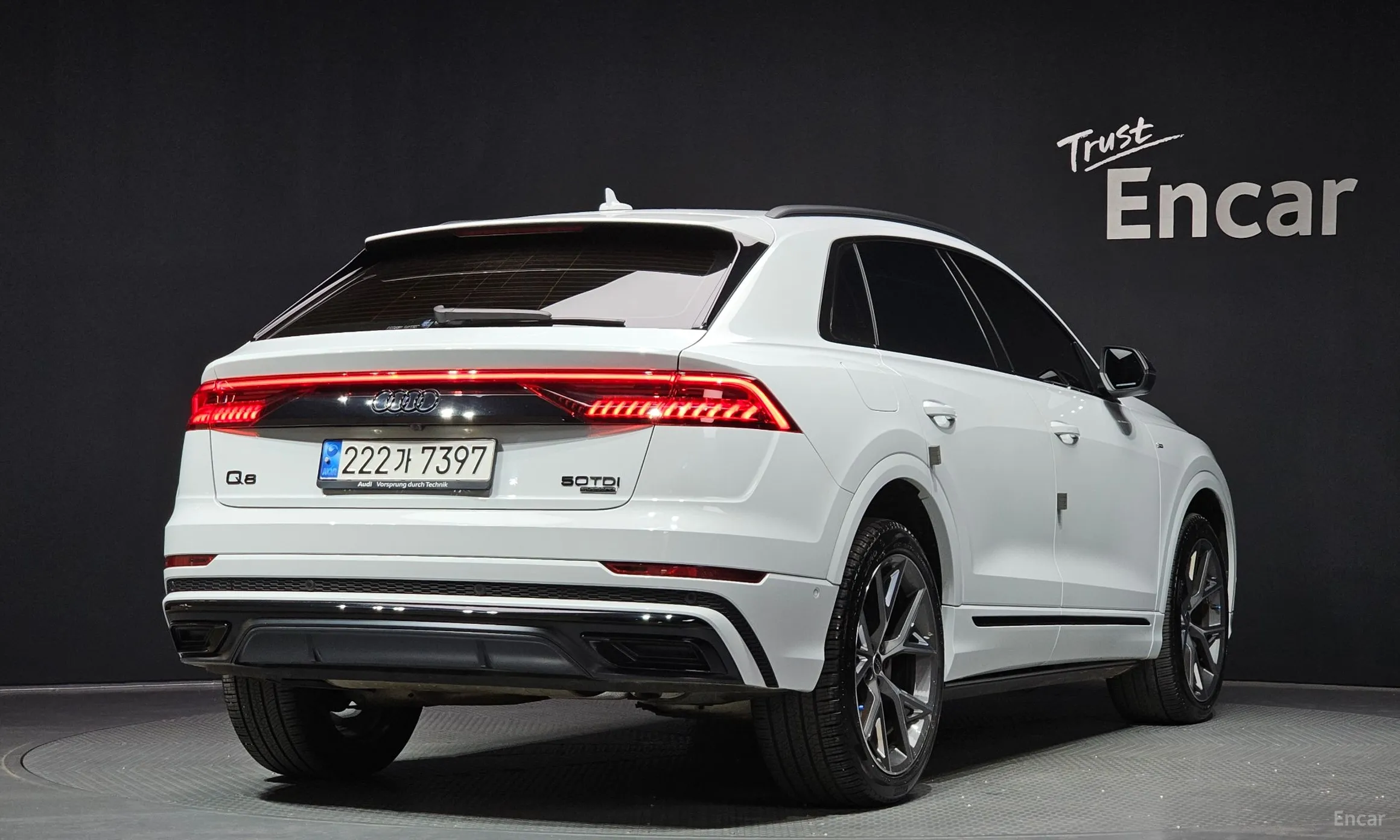 Audi Q8 (4M)