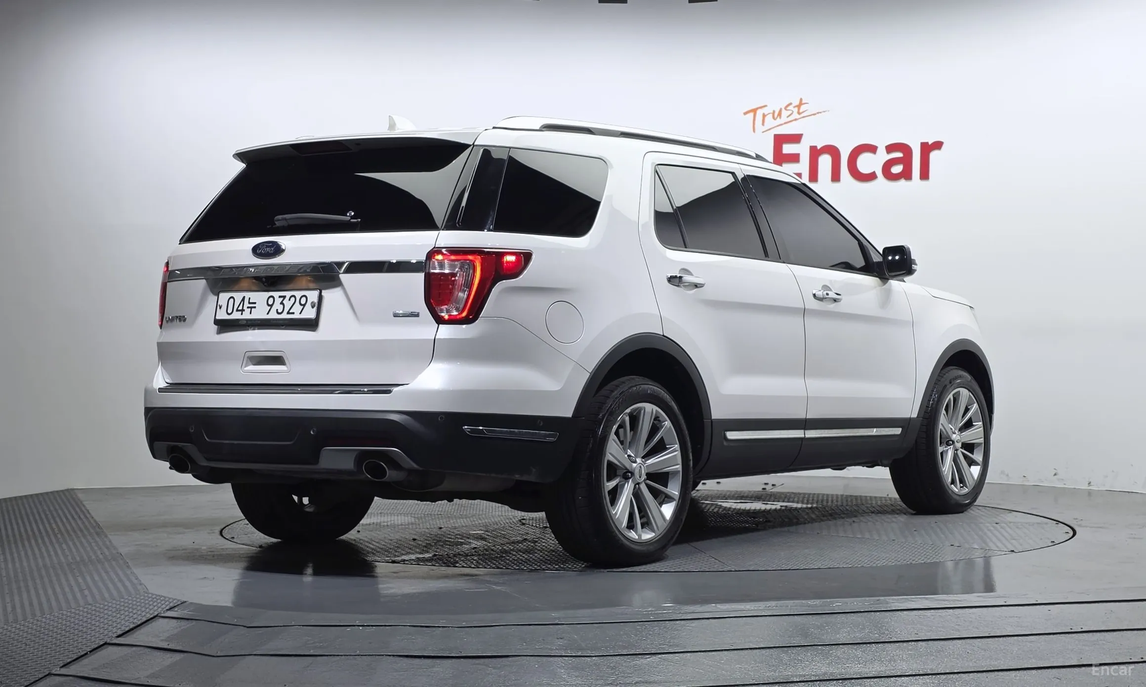 Ford Explorer превью 2