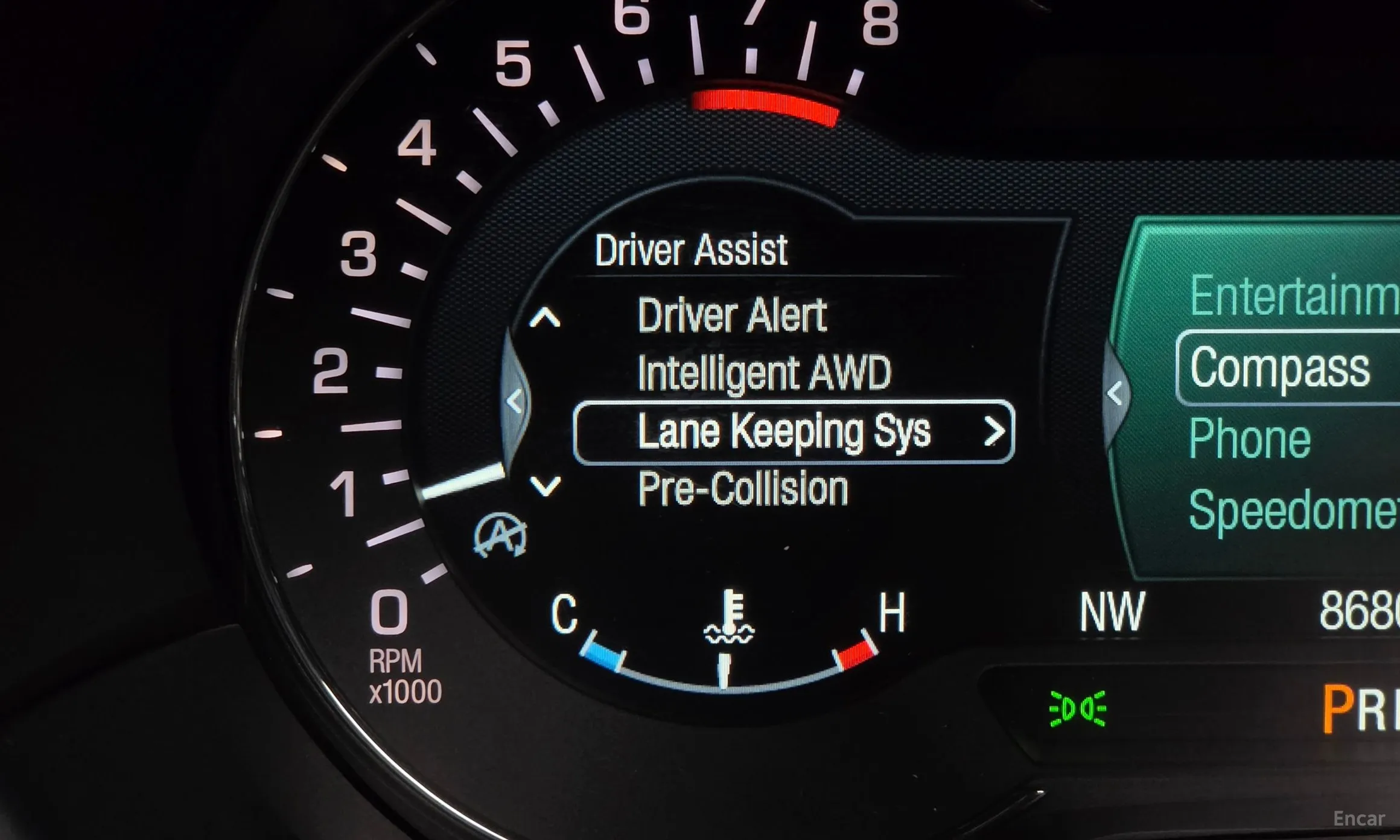 Lincoln MKC превью 16
