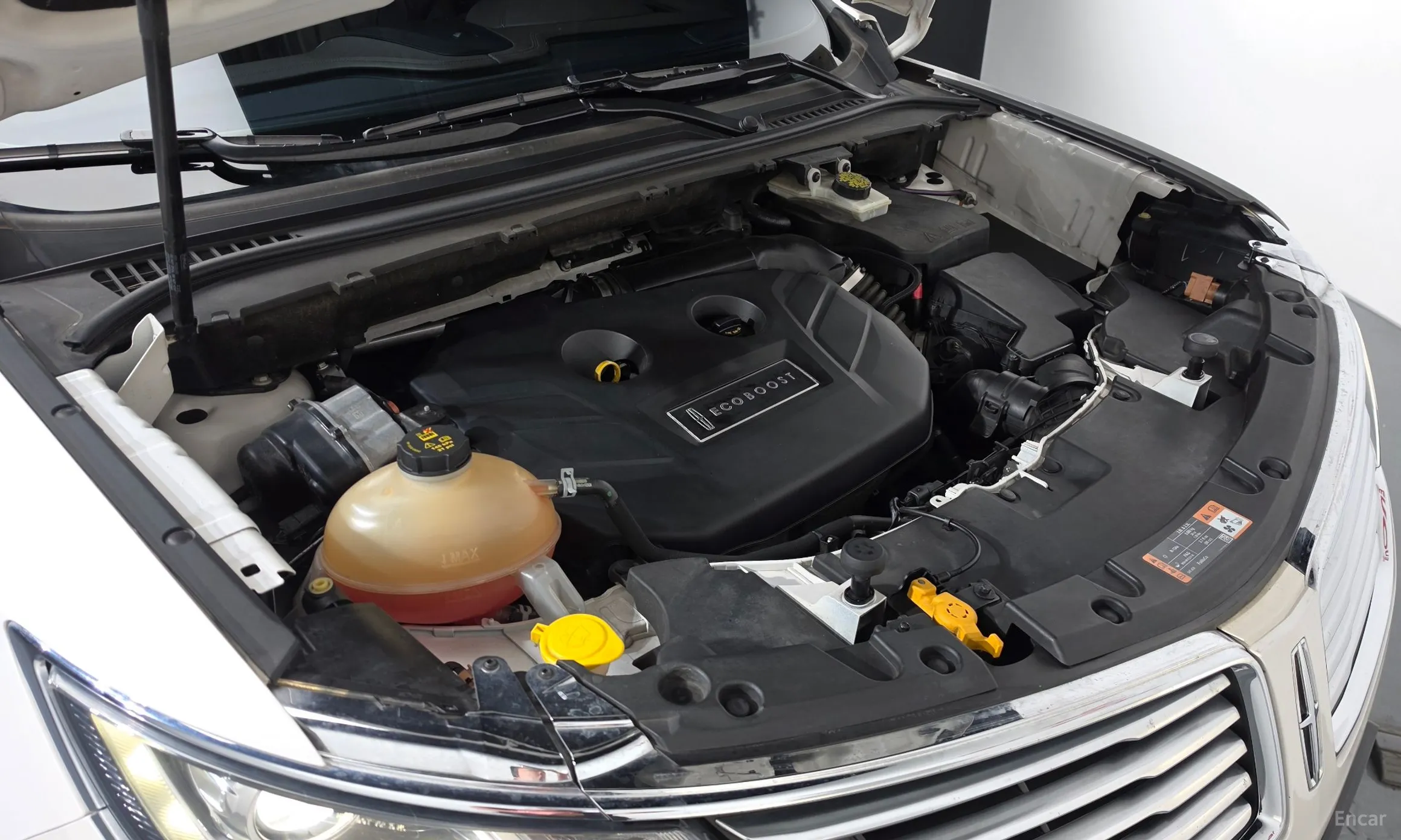 Lincoln MKC превью 6