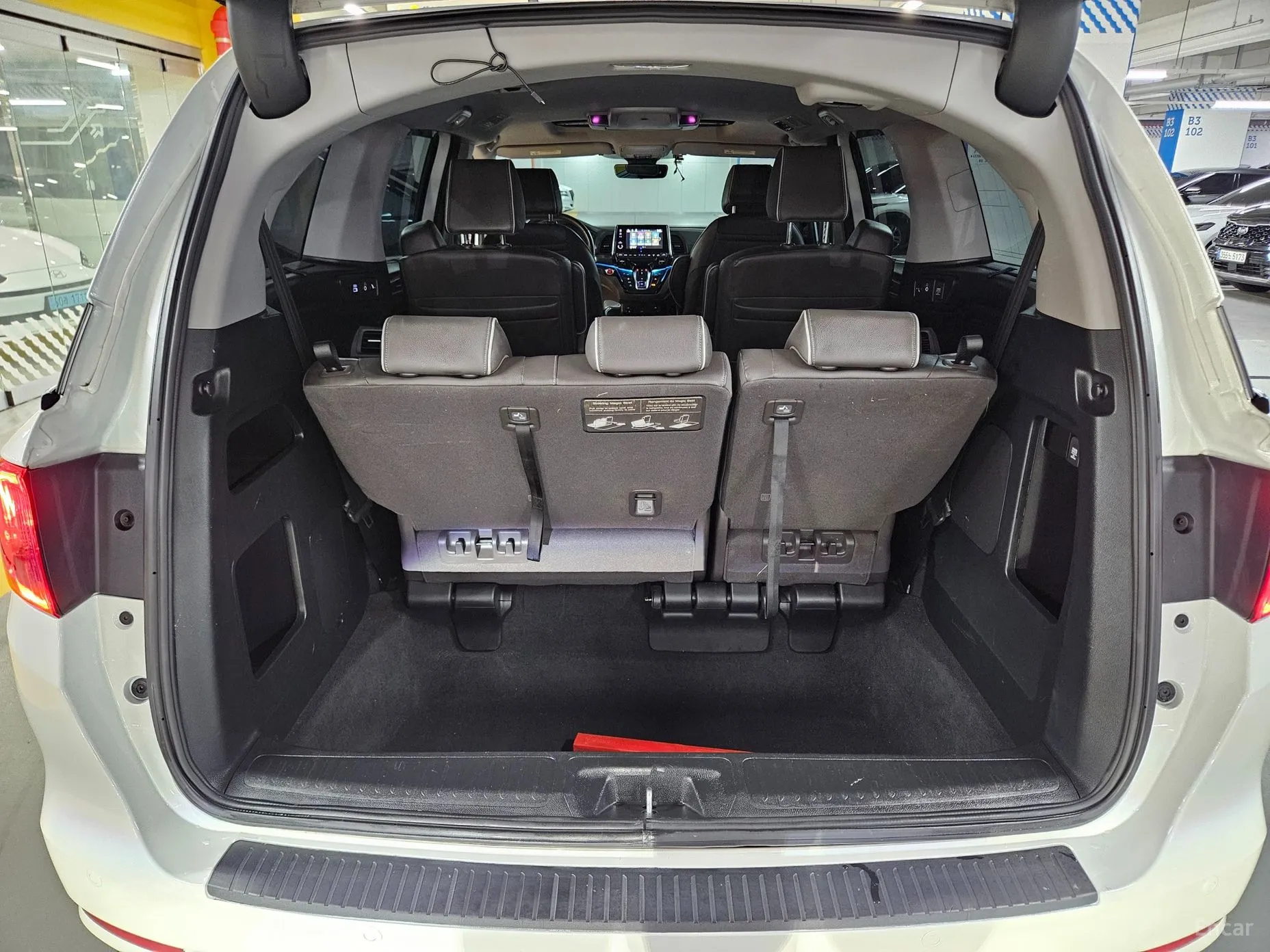 Honda Odyssey превью 19