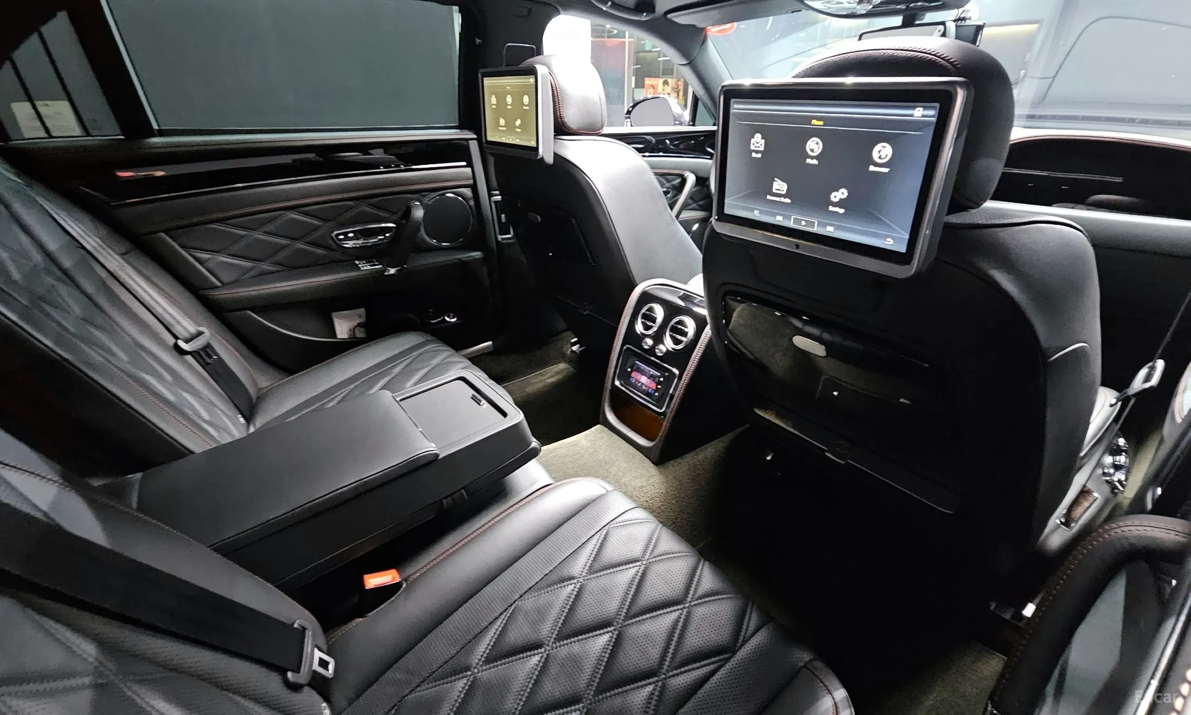 Bentley Flying Spur 2nd Generation превью 18