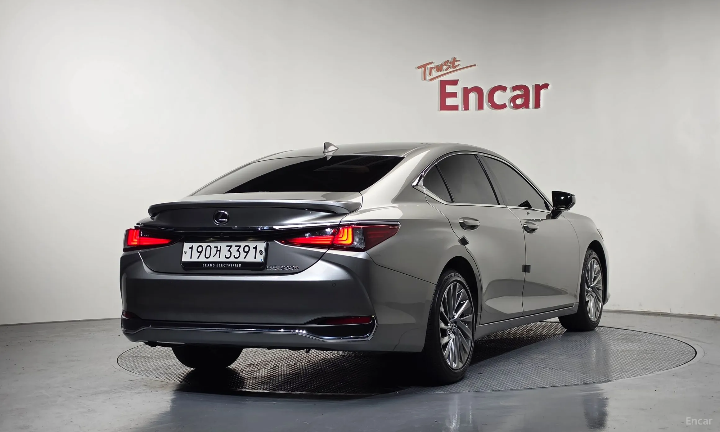 Lexus ES300h 7th Generation превью 2