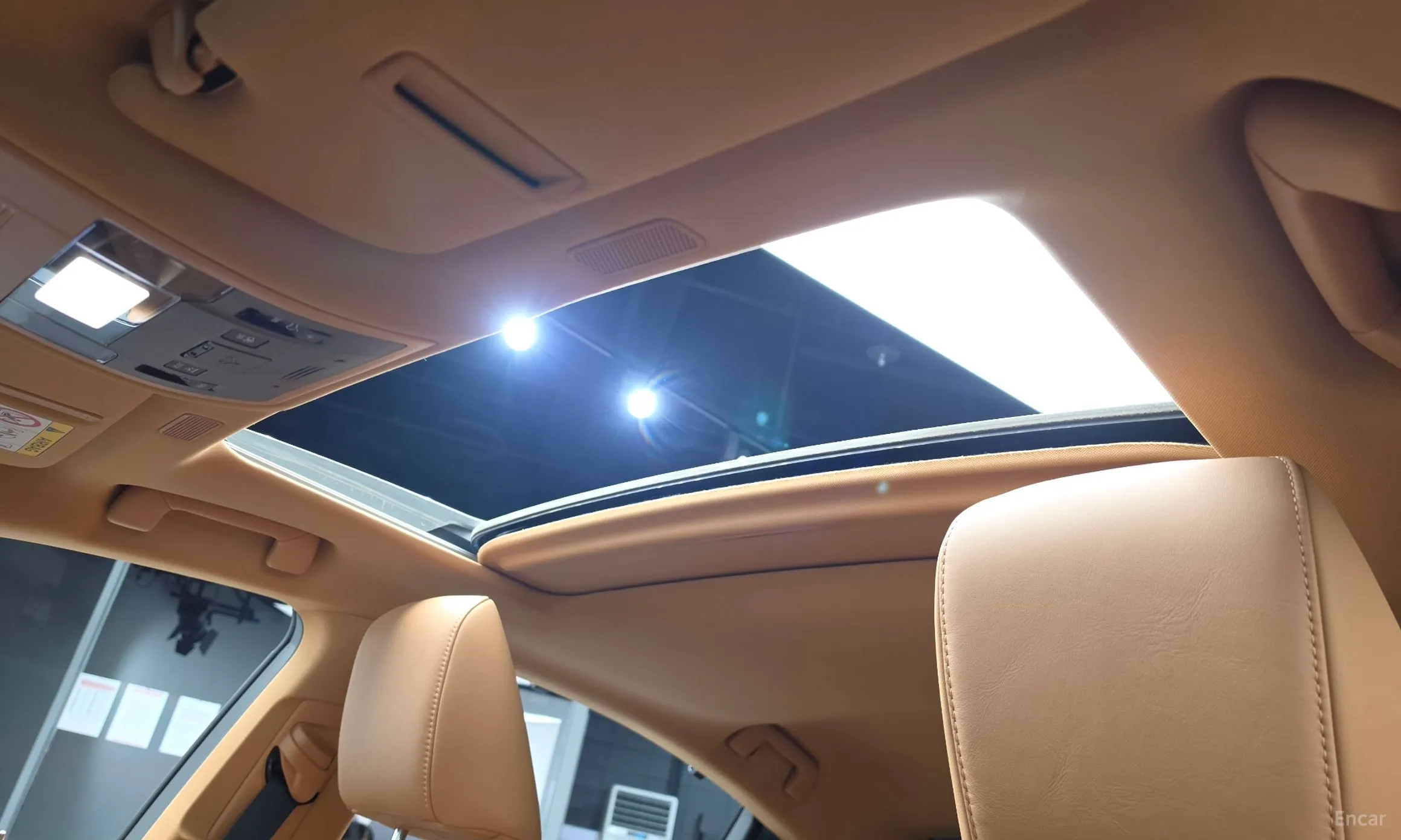 Lexus ES300h 7th Generation превью 17