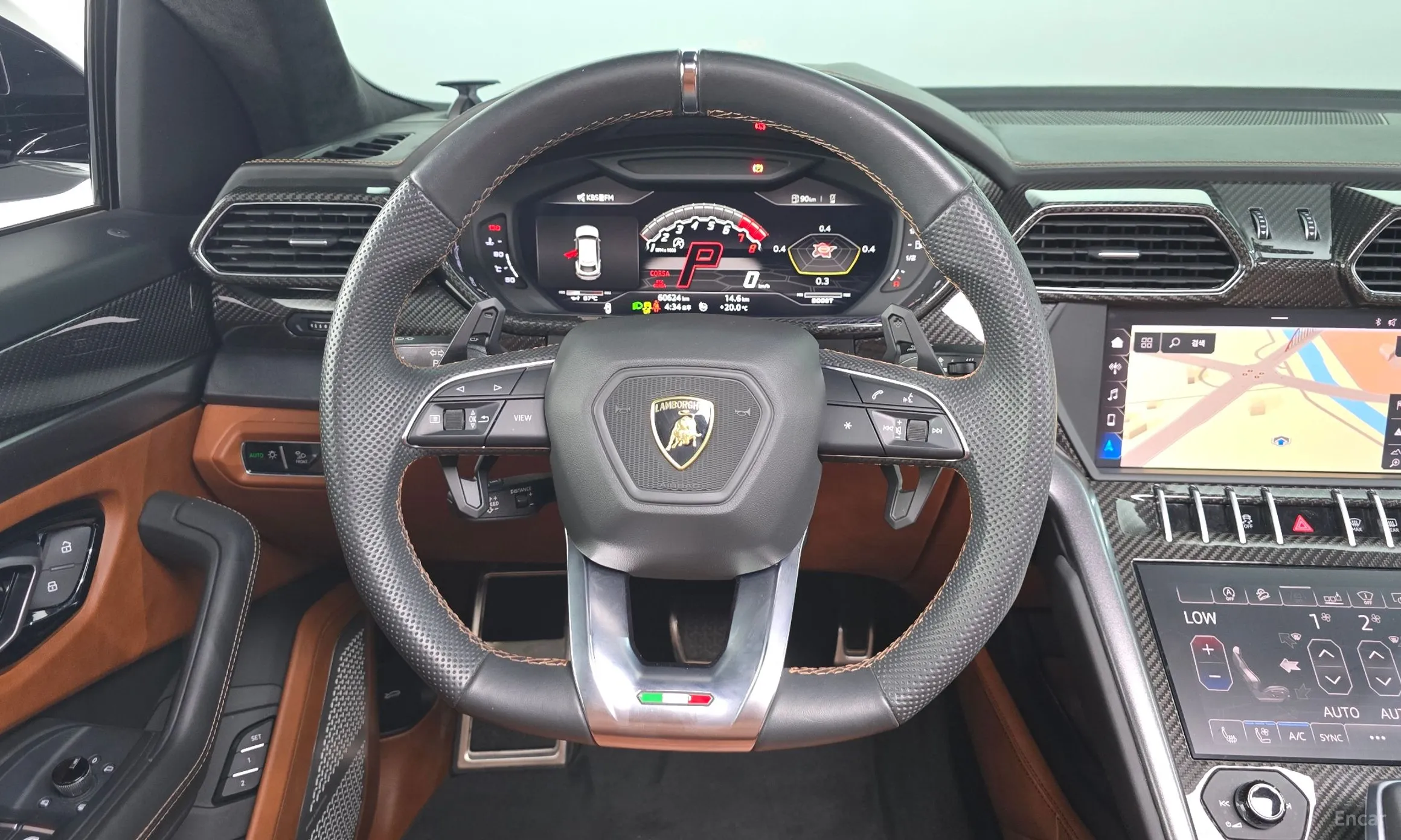 Lamborghini Urus превью 15