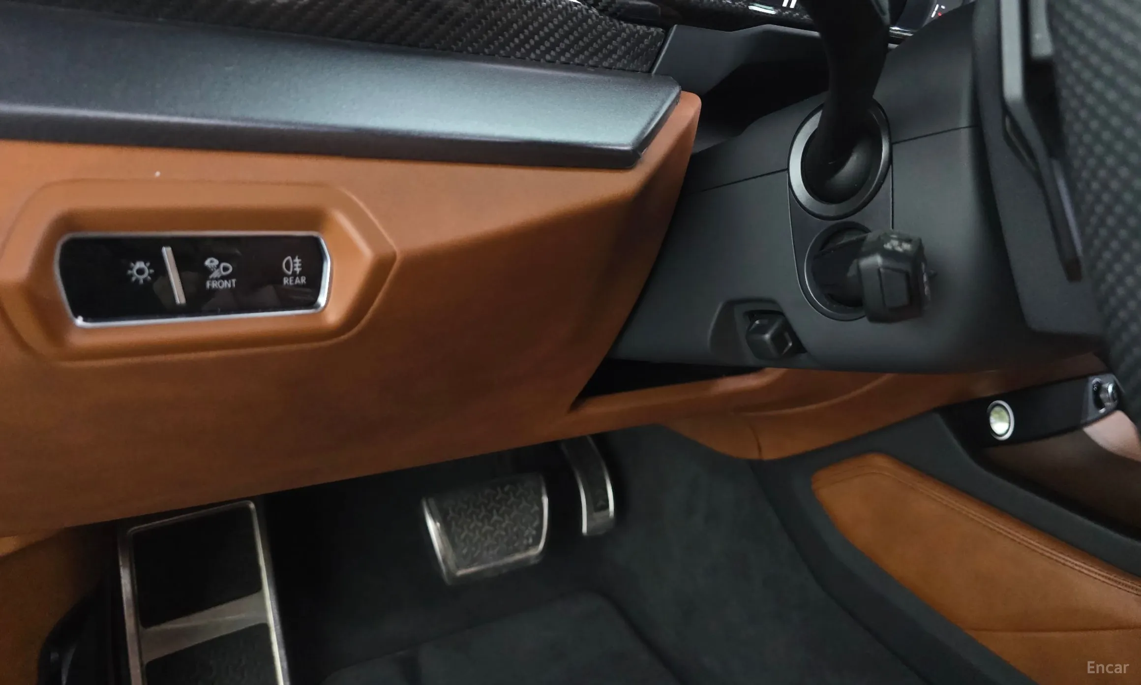 Lamborghini Urus превью 19