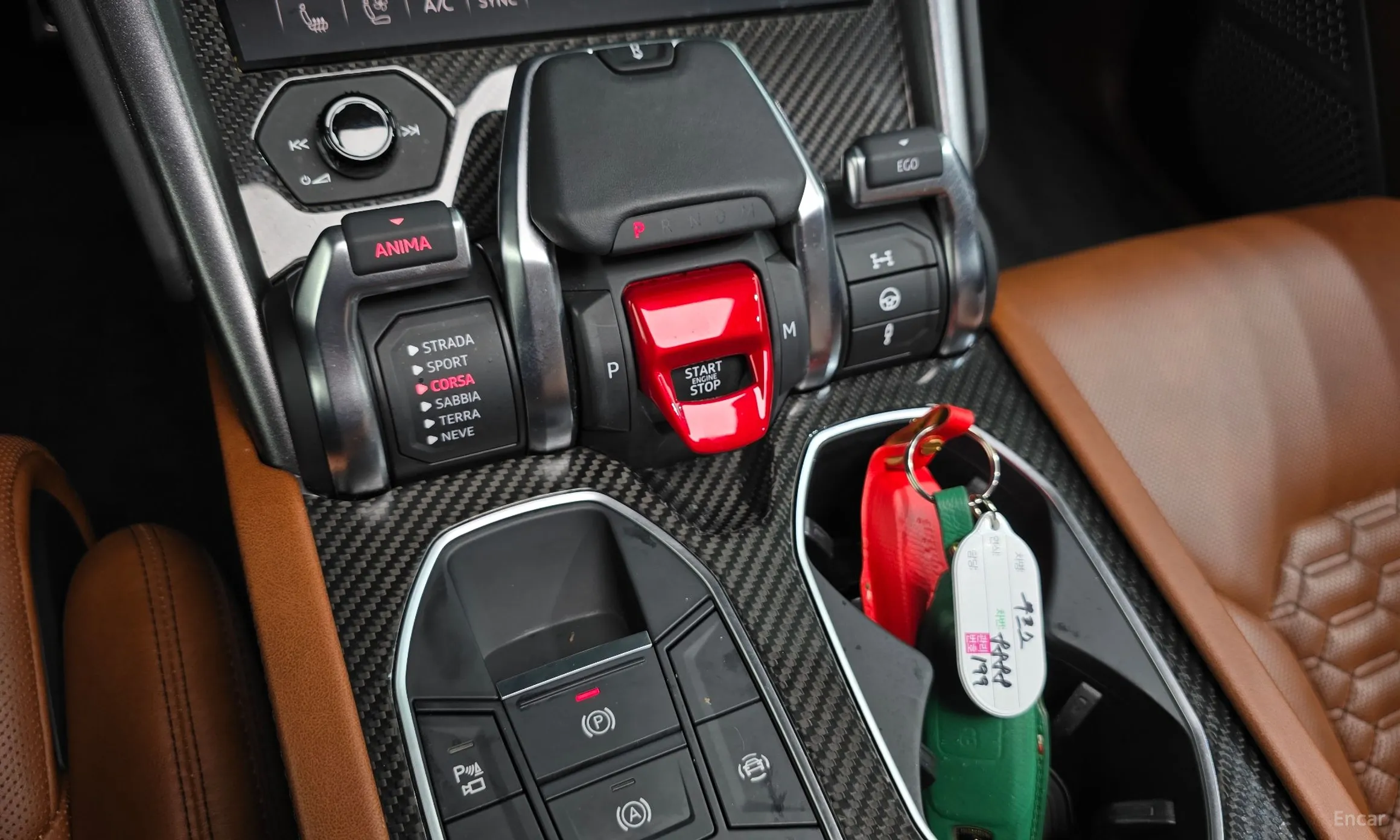 Lamborghini Urus превью 9