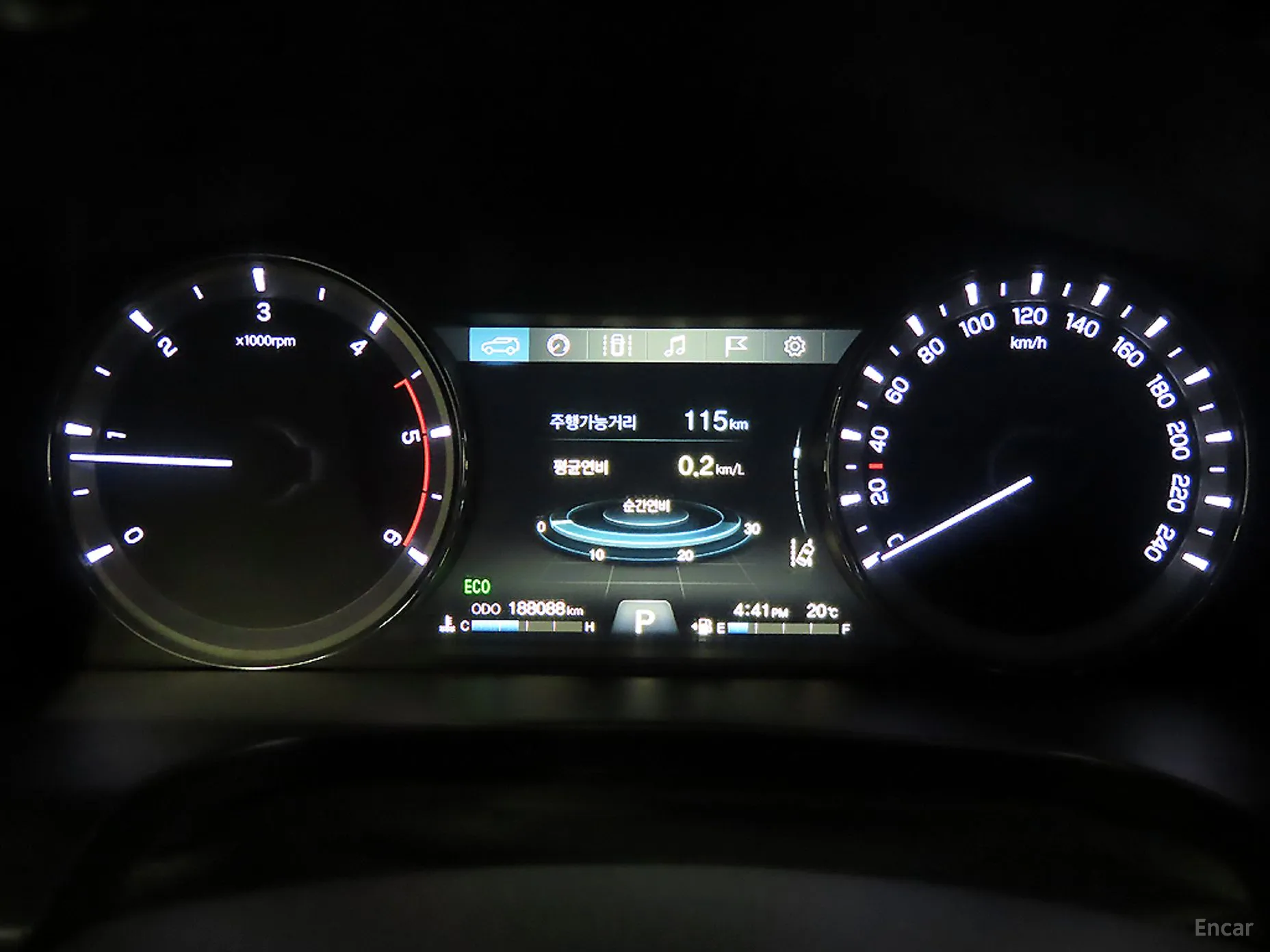 KG Mobility (SsangYong) Rexton Sports превью 8
