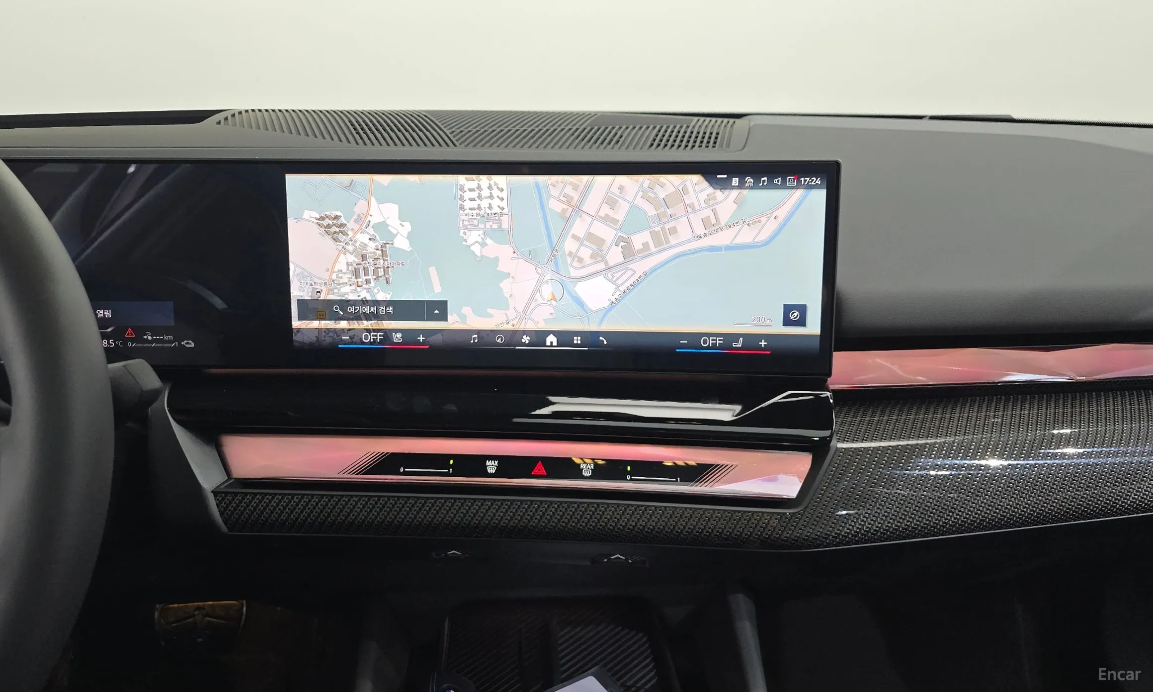 BMW 5 Series (G60) превью 13