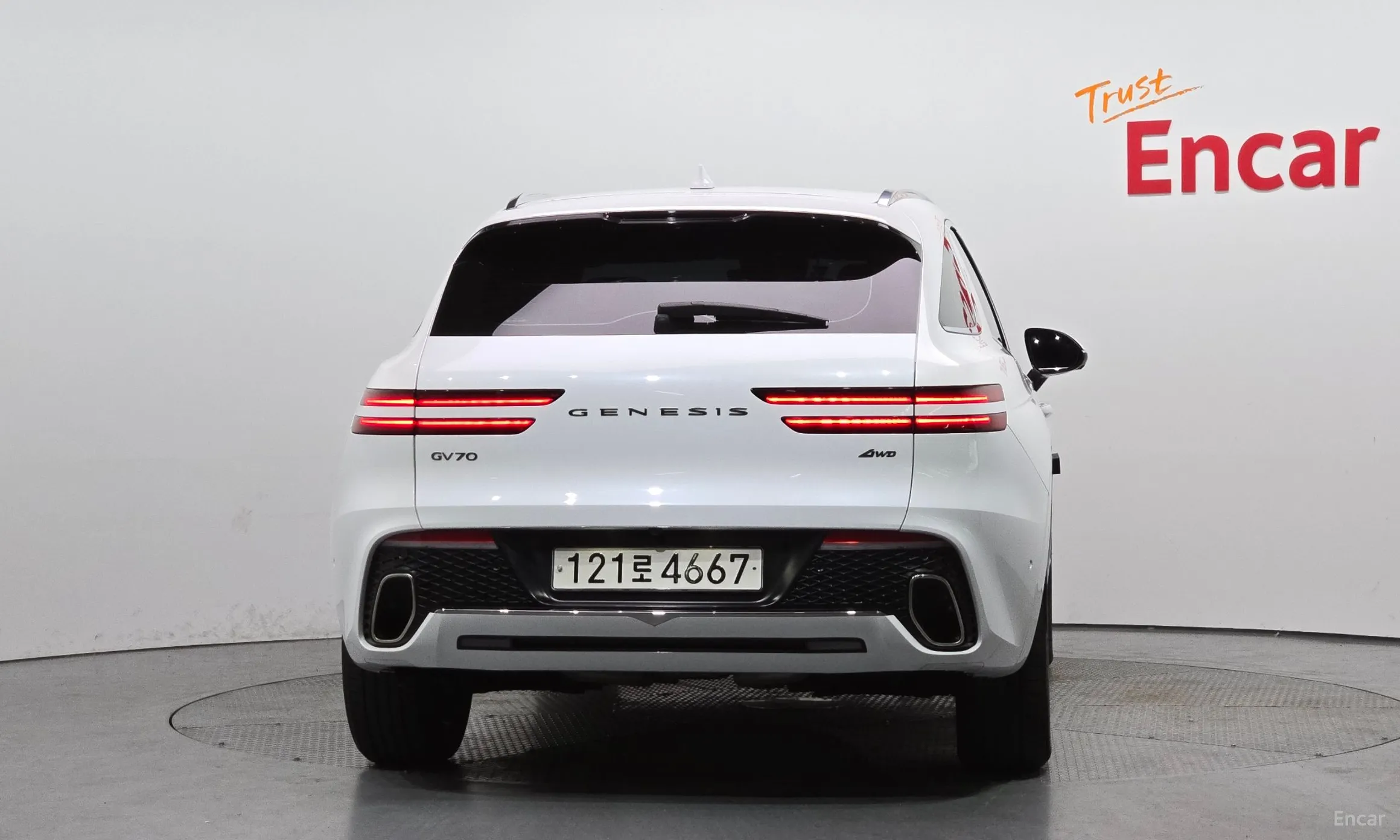 Genesis GV70 превью 4
