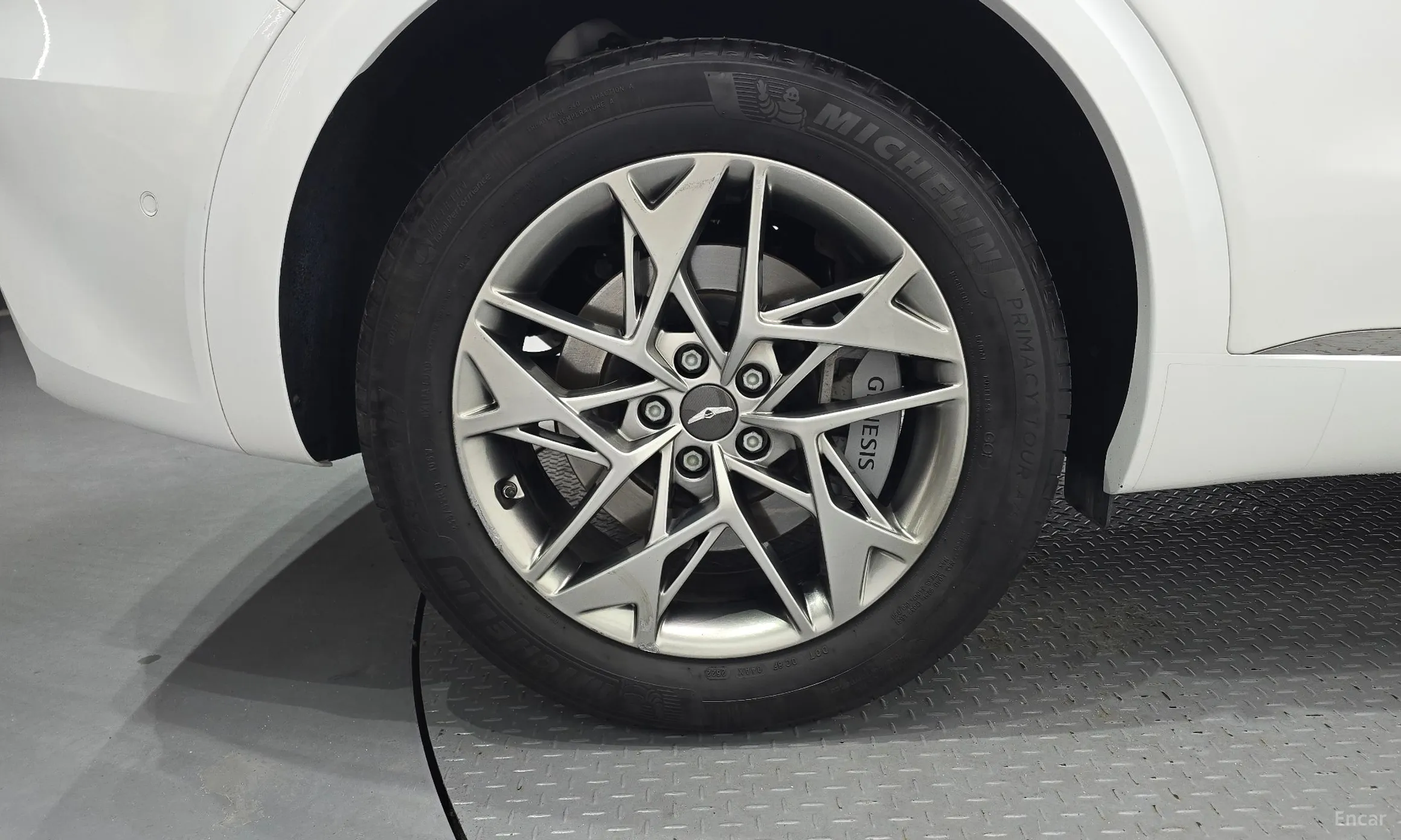 Genesis GV70 превью 5