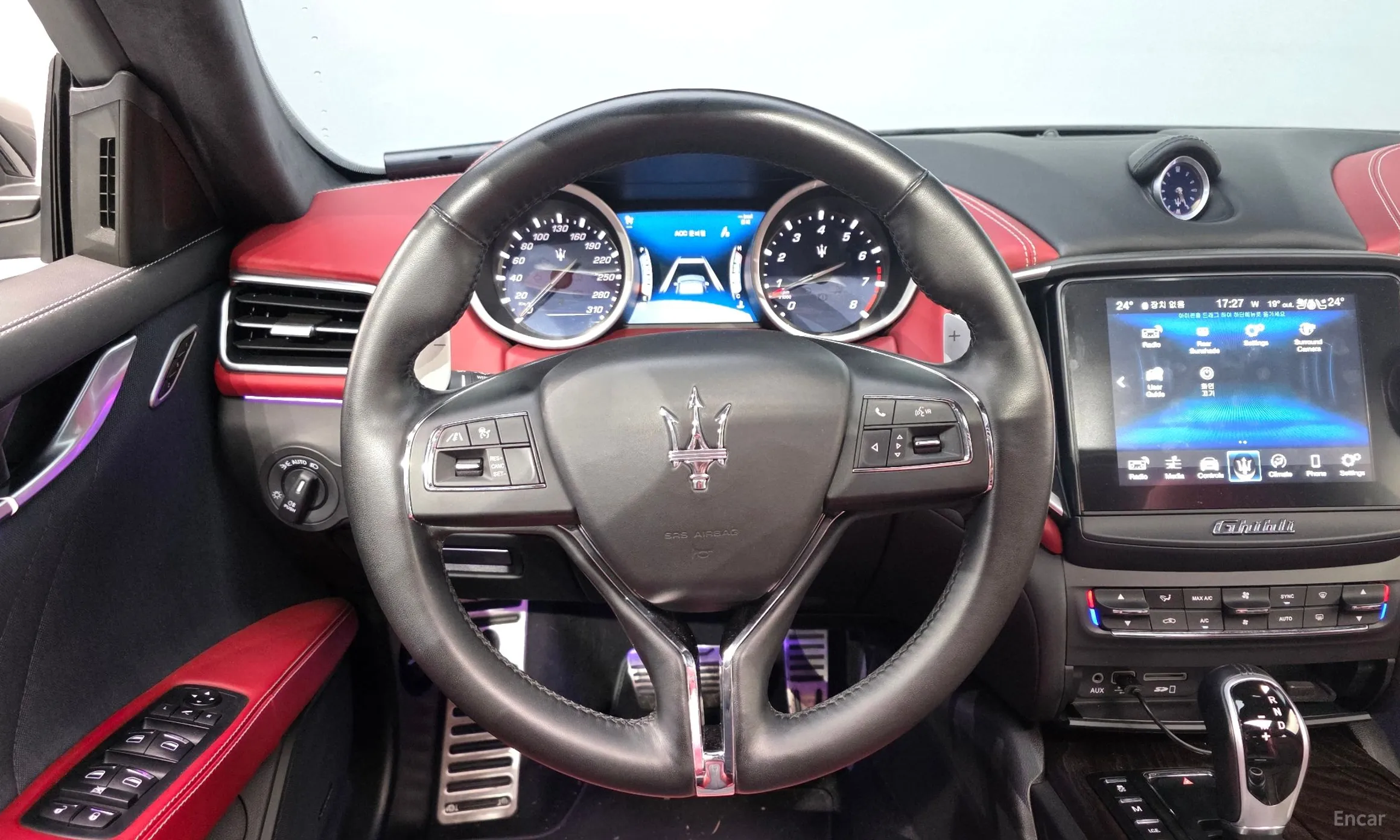 Maserati Ghibli превью 13