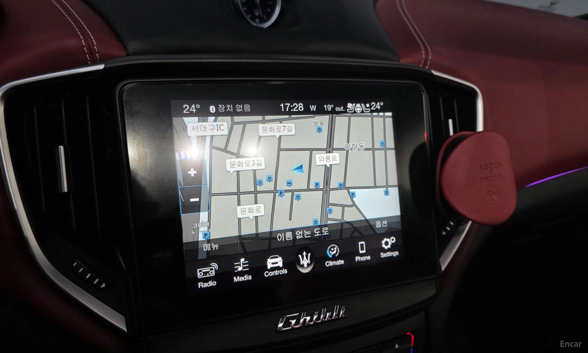 Maserati Ghibli превью 16