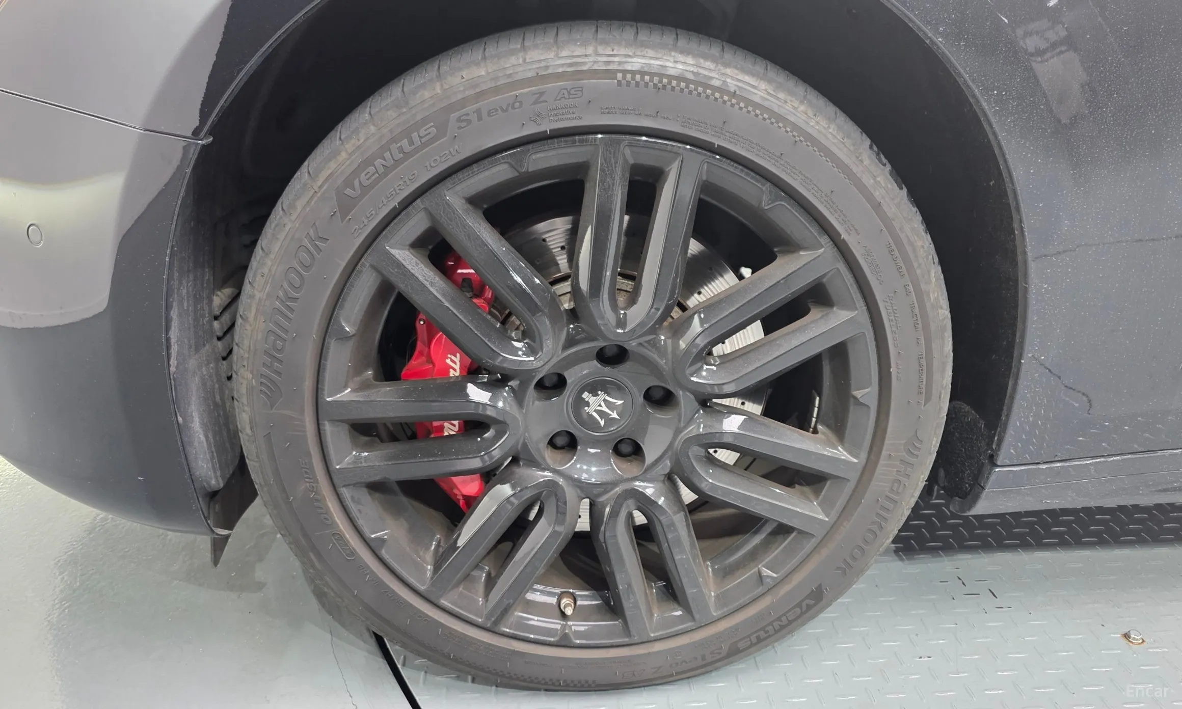Maserati Ghibli превью 5