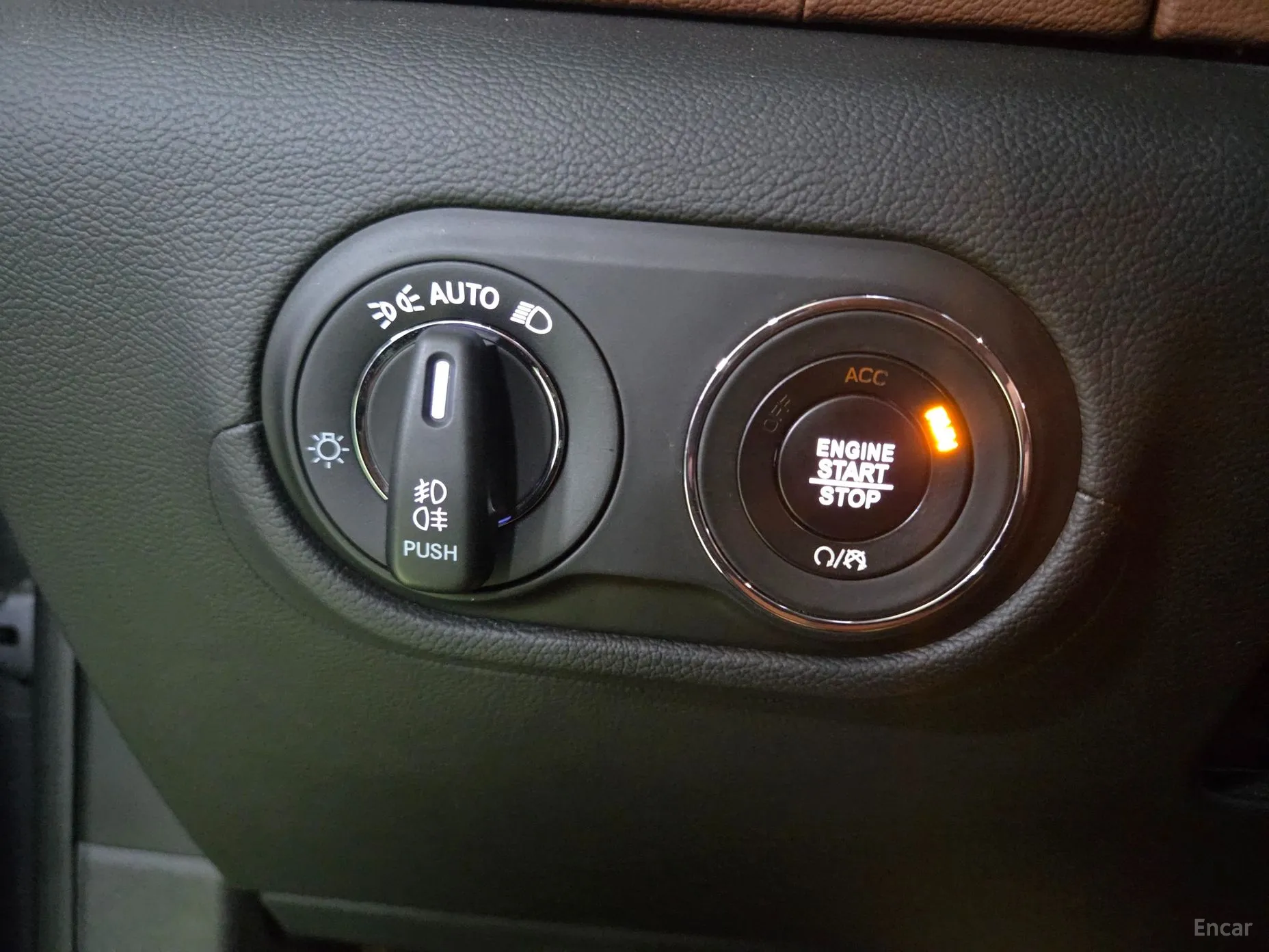 Maserati Levante превью 15