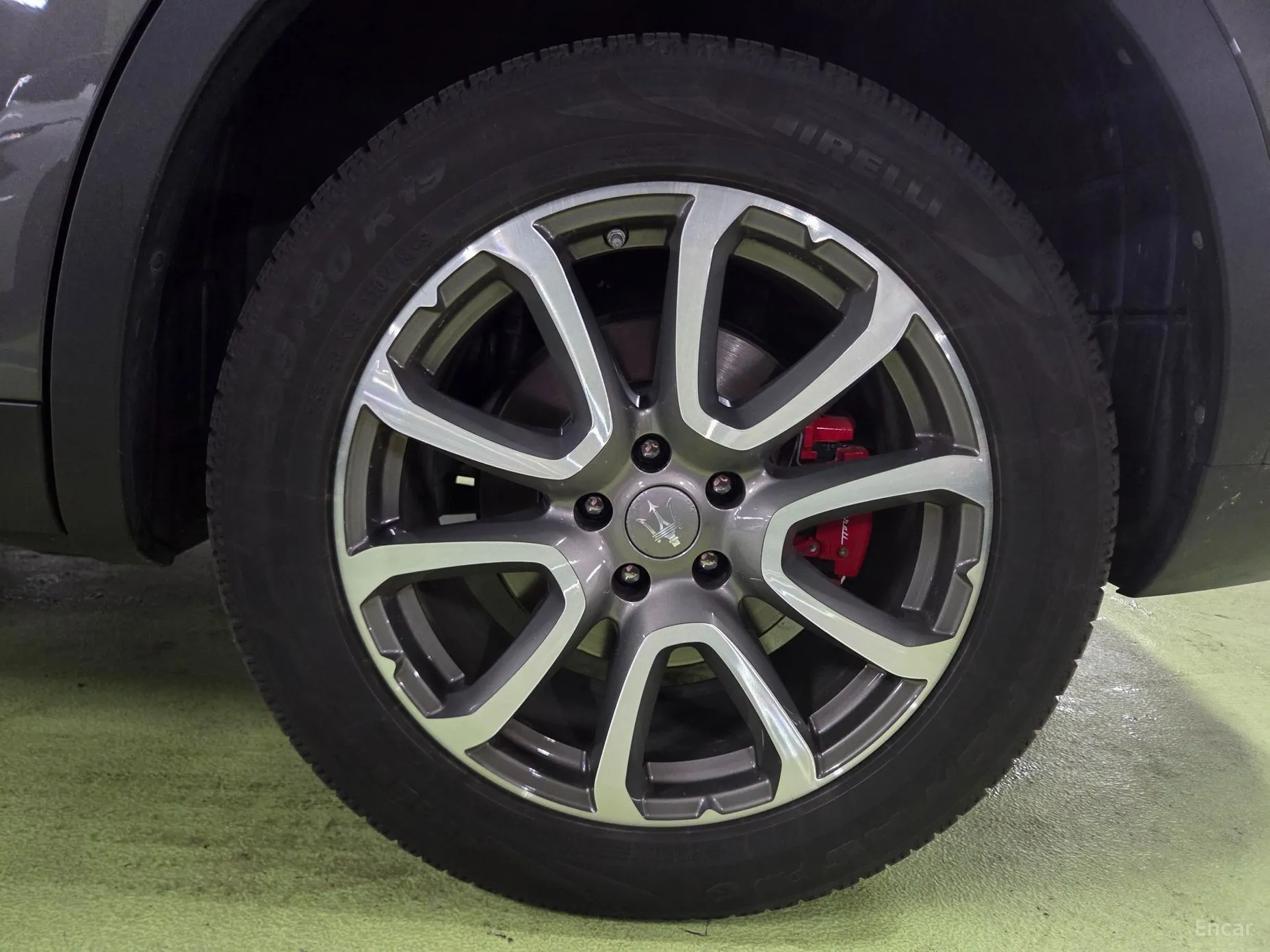 Maserati Levante превью 5