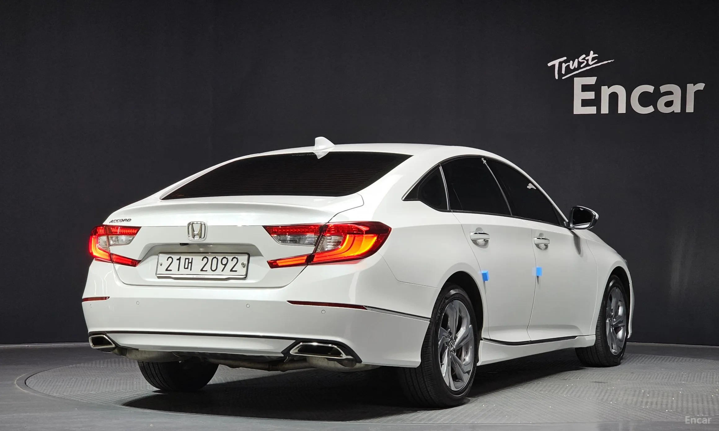 Honda Accord 10th Generation превью 2