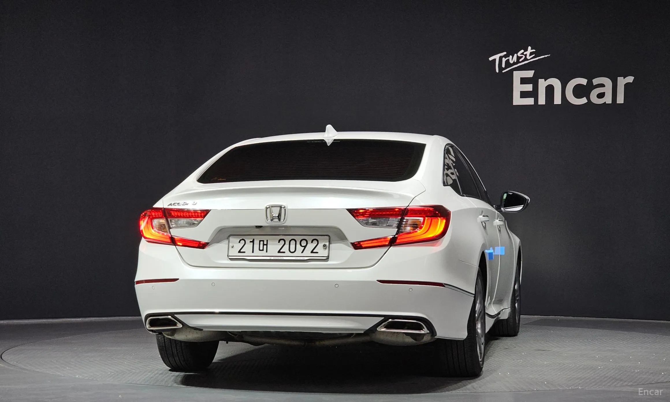Honda Accord 10th Generation превью 4