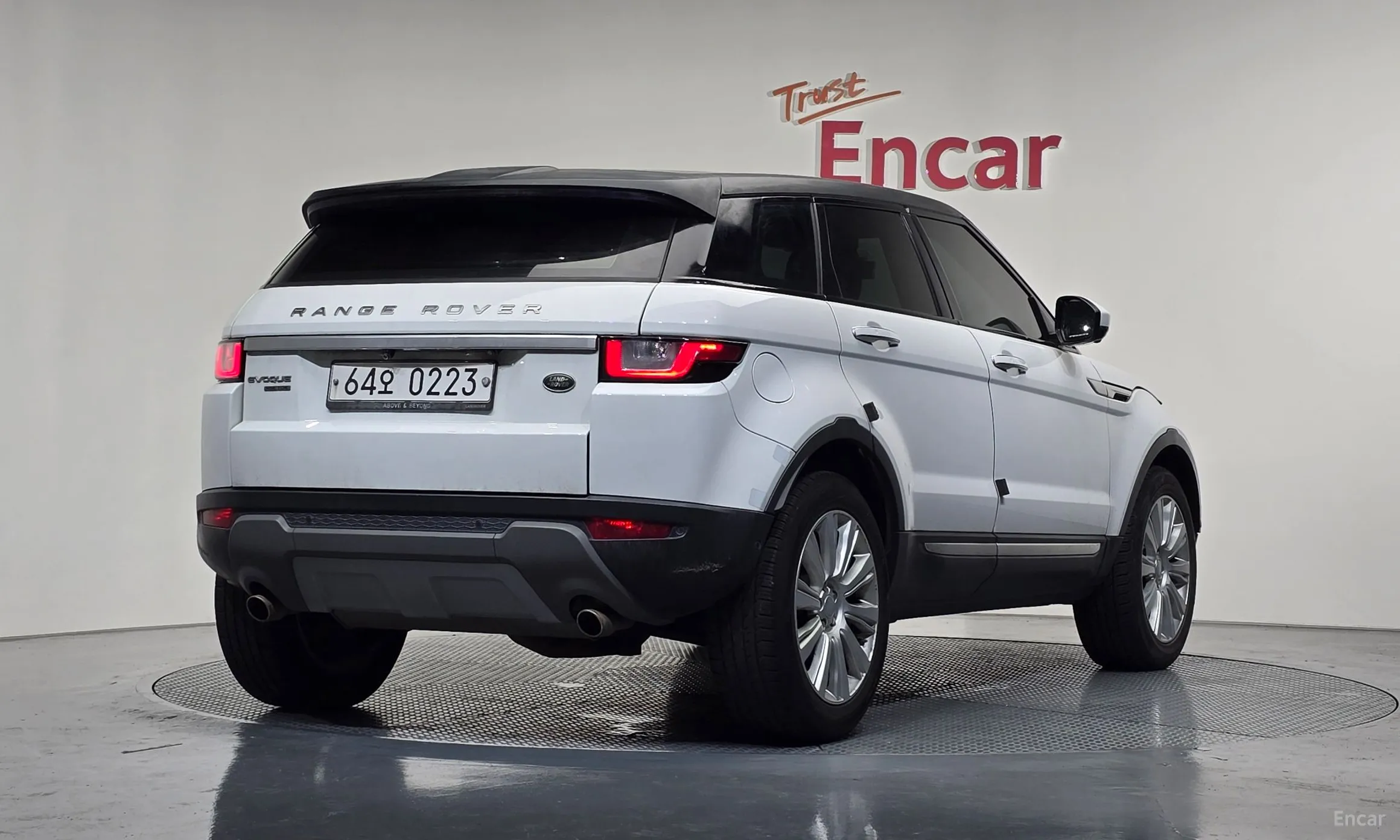 Land Rover Range Rover Evoque превью 2