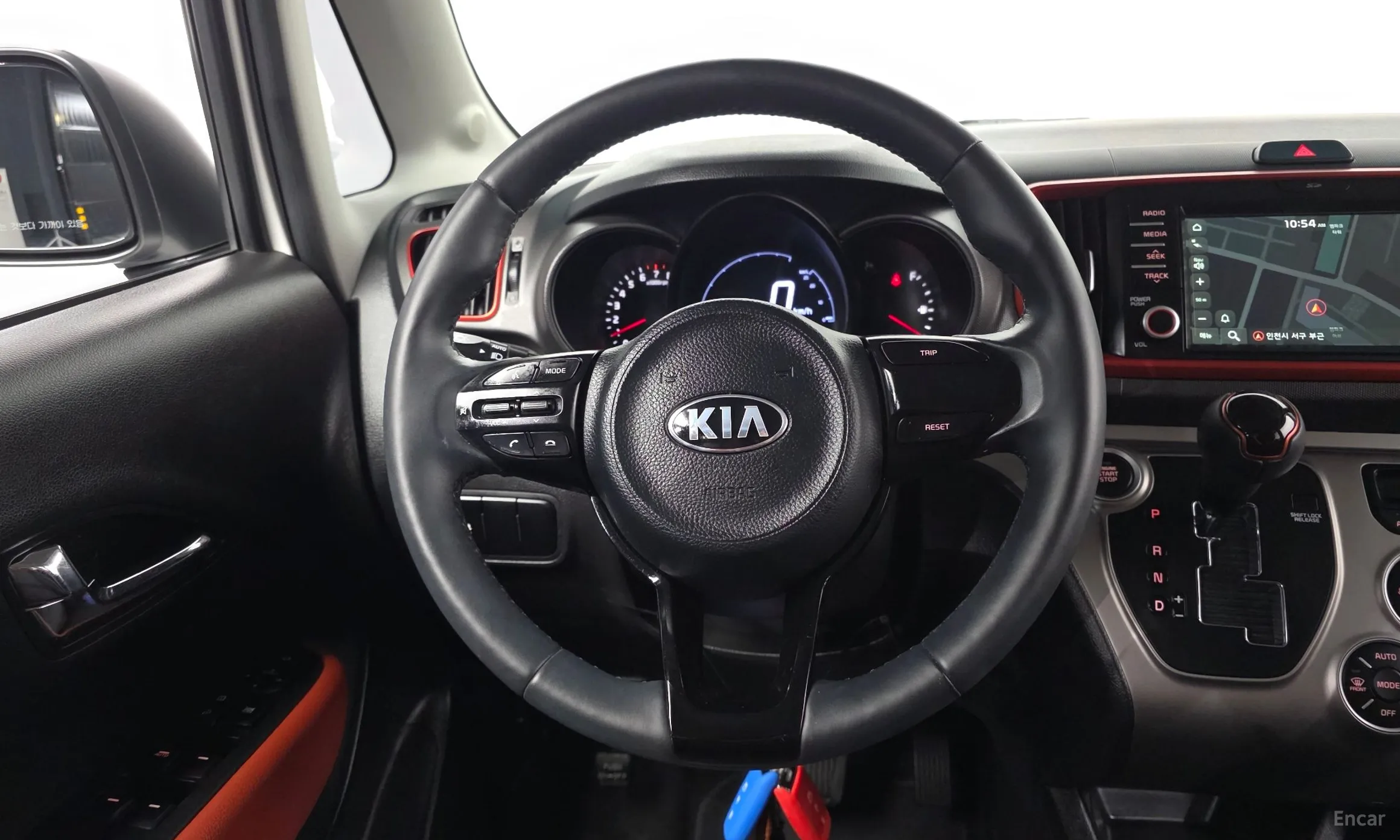 Kia Ray превью 13