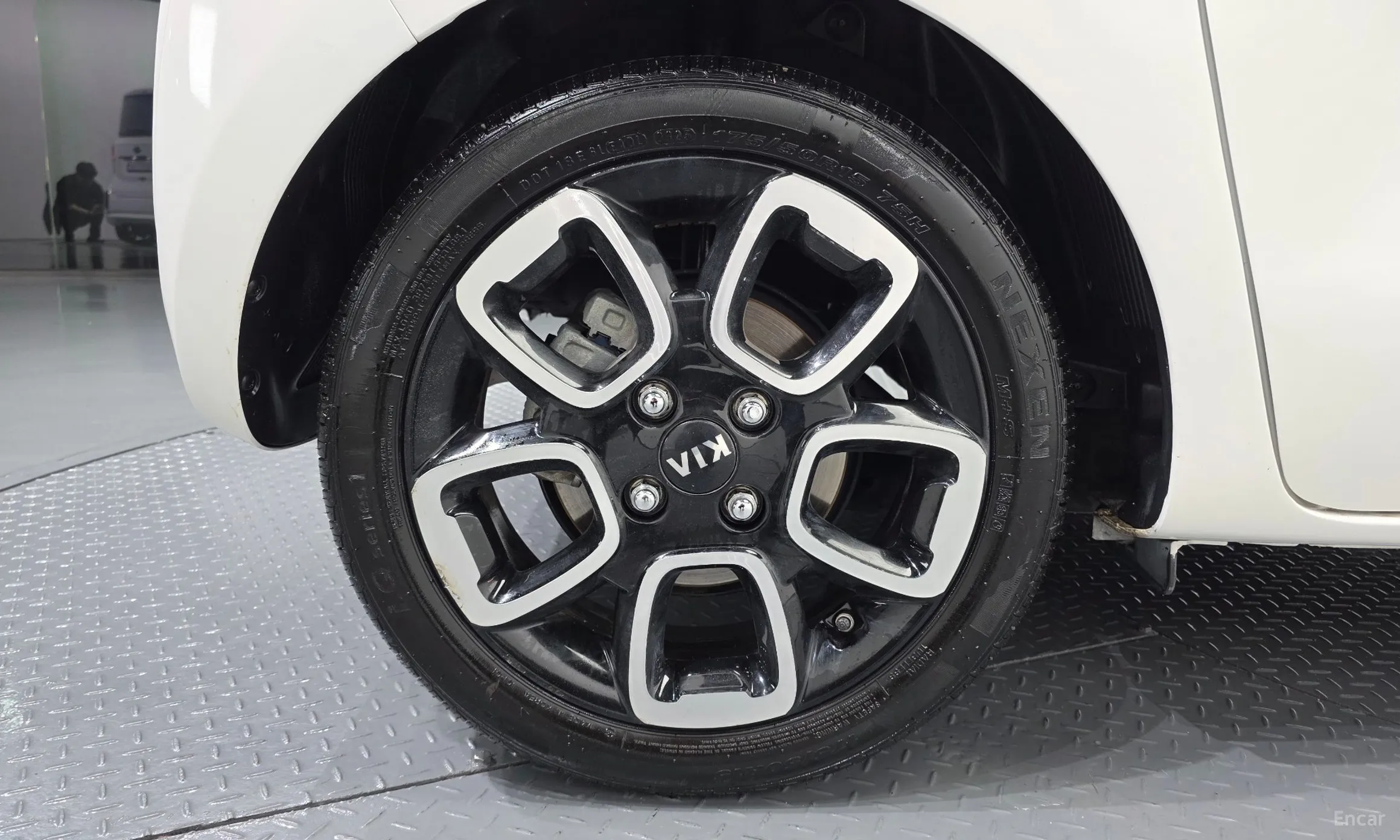 Kia Ray превью 5