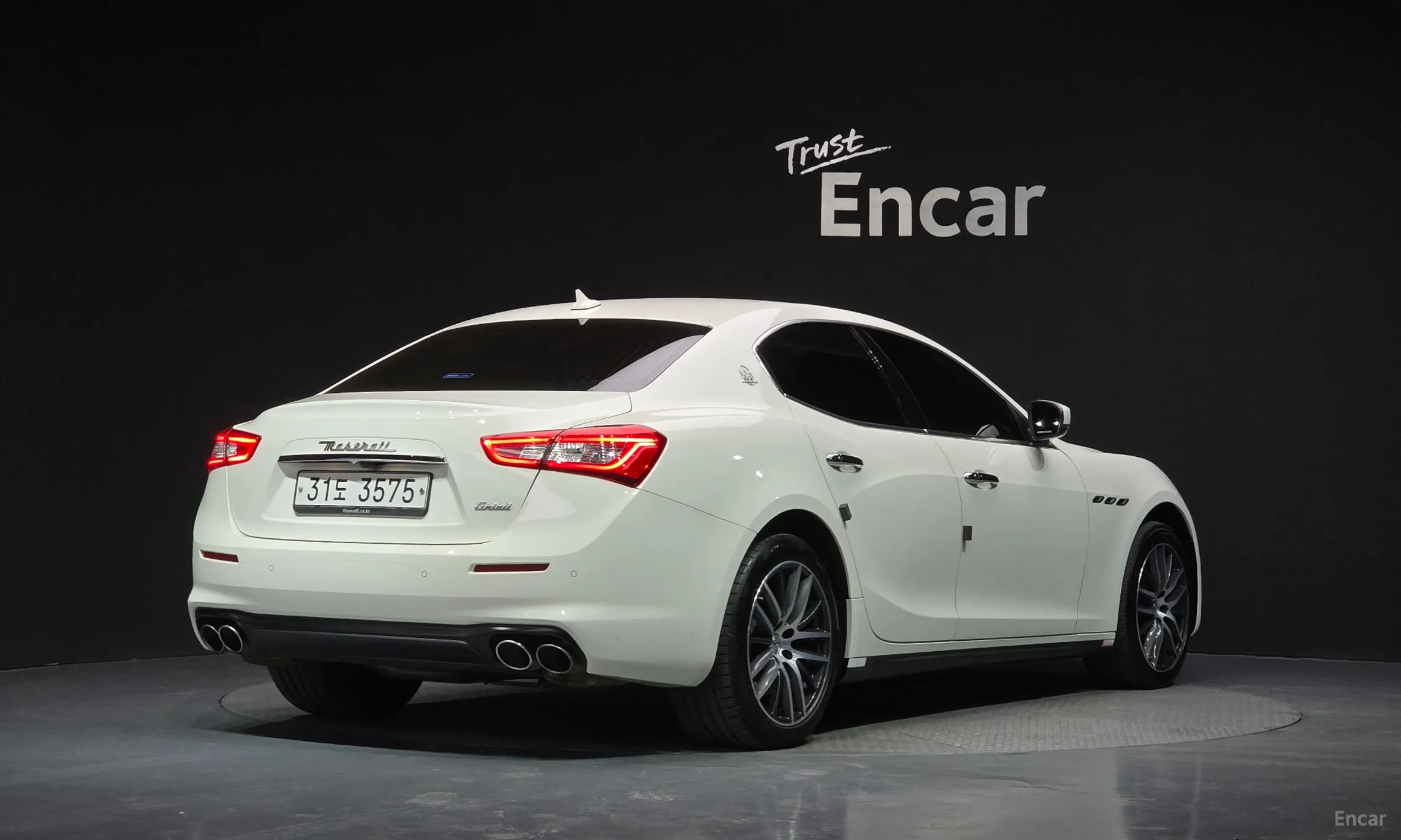 Maserati Ghibli превью 2