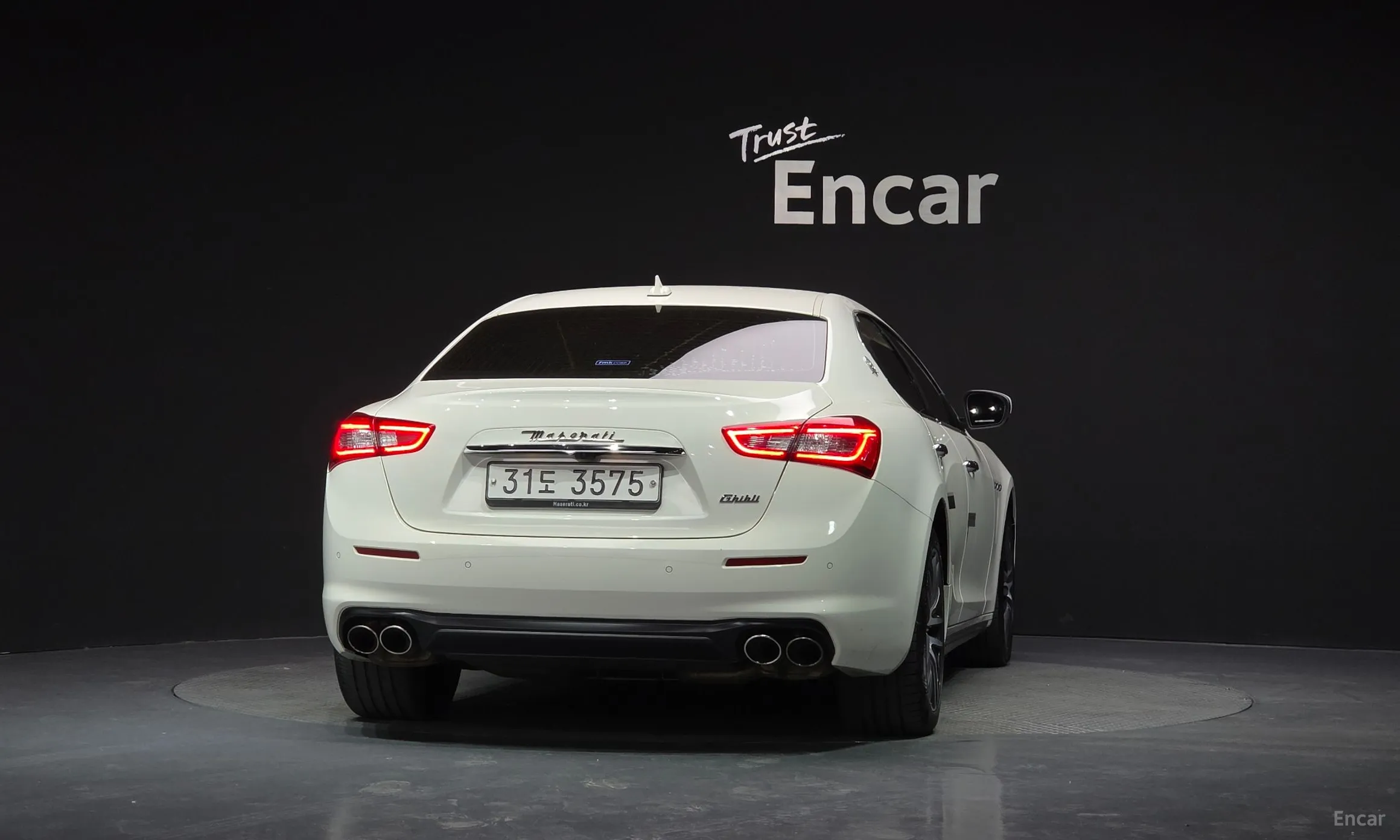 Maserati Ghibli превью 4