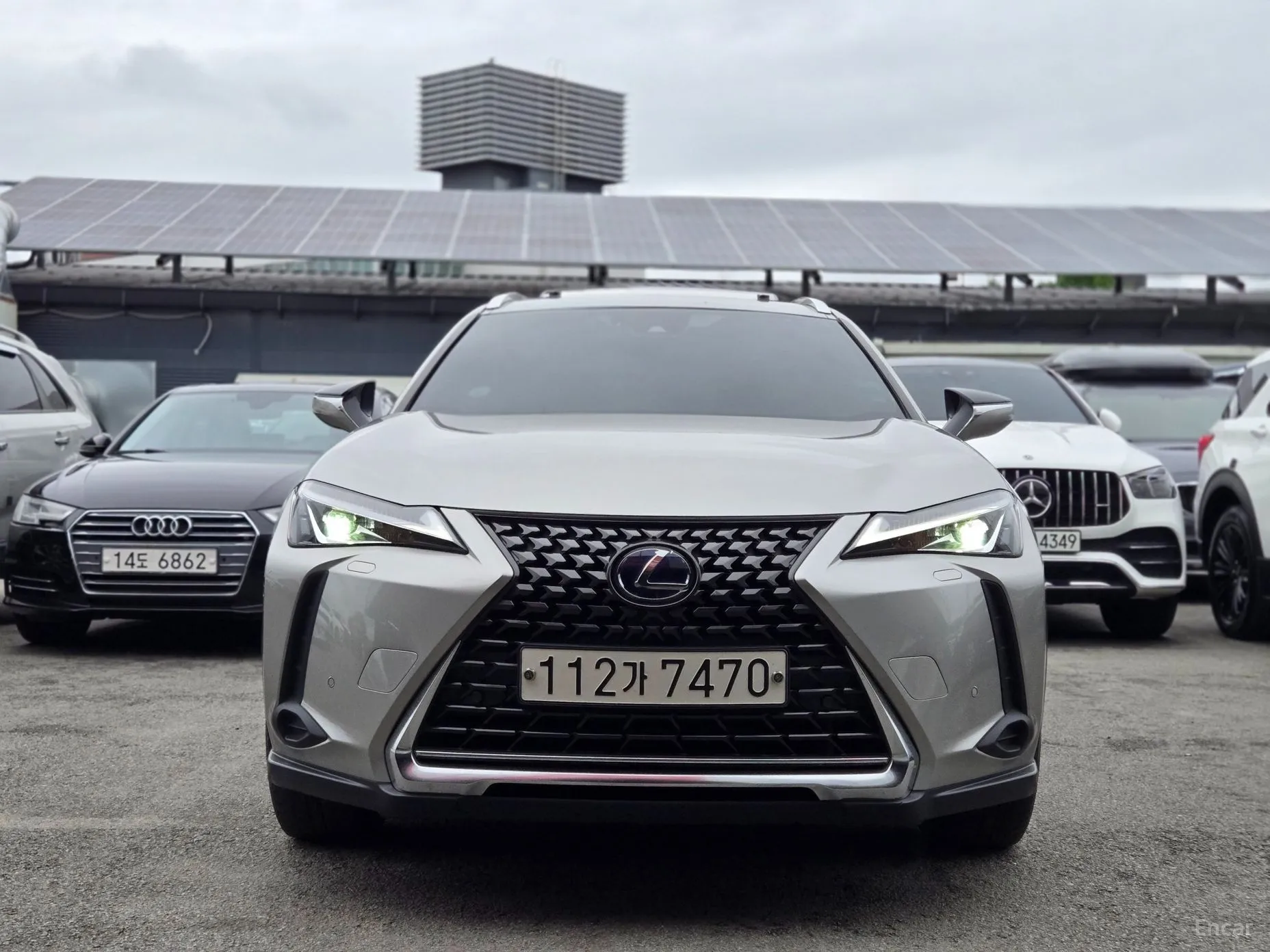 Lexus UX250h