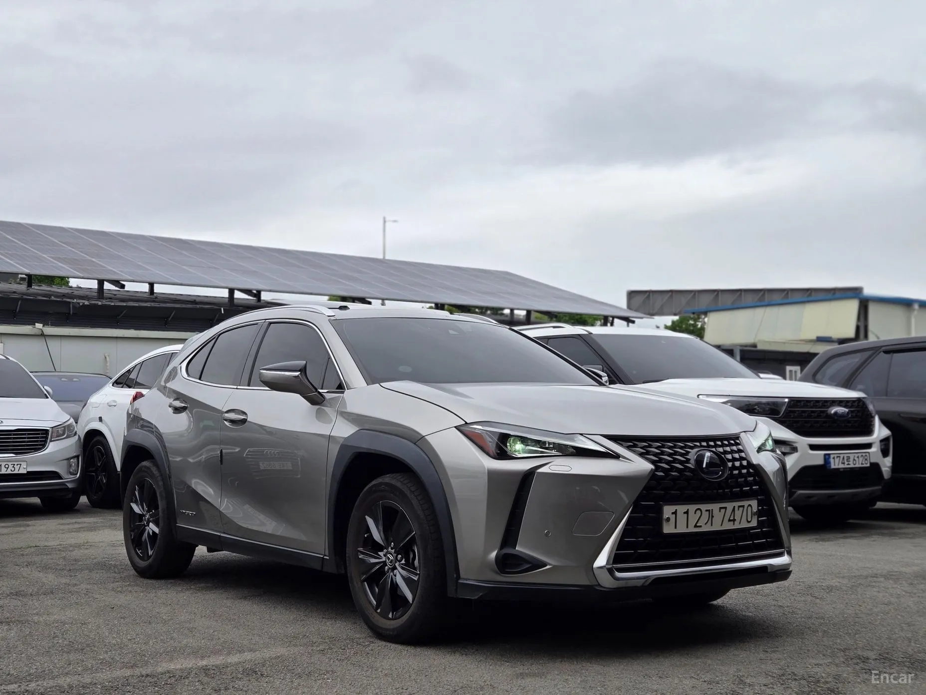 Lexus UX250h