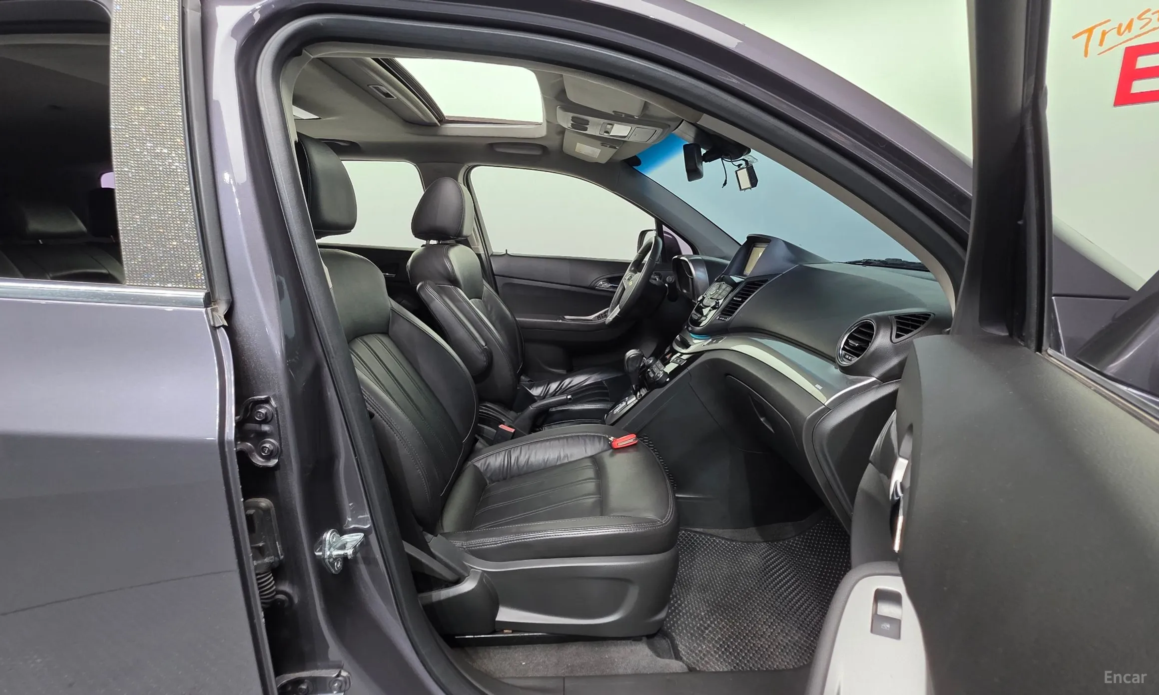 Chevrolet (GM Daewoo) Orlando превью 10