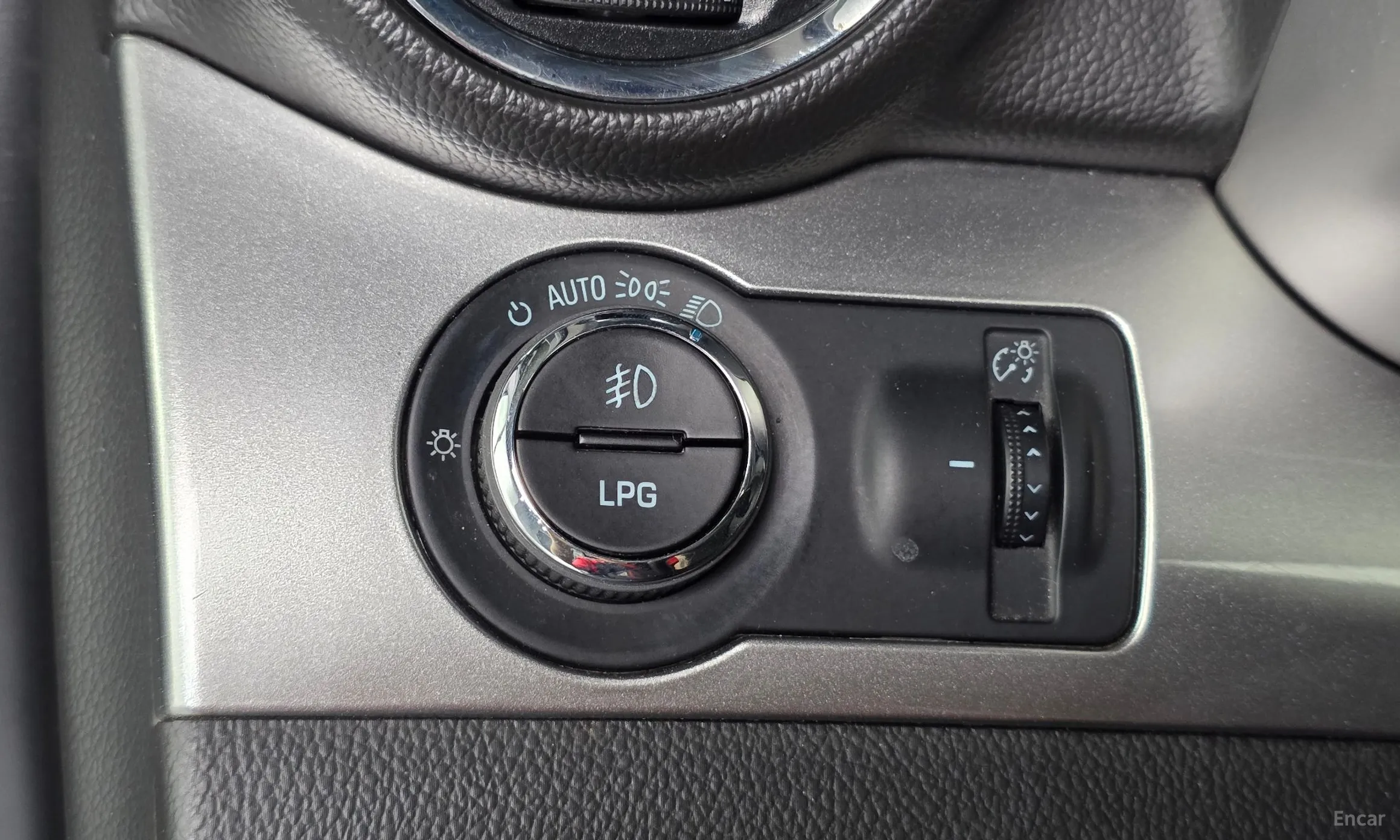 Chevrolet (GM Daewoo) Orlando превью 13