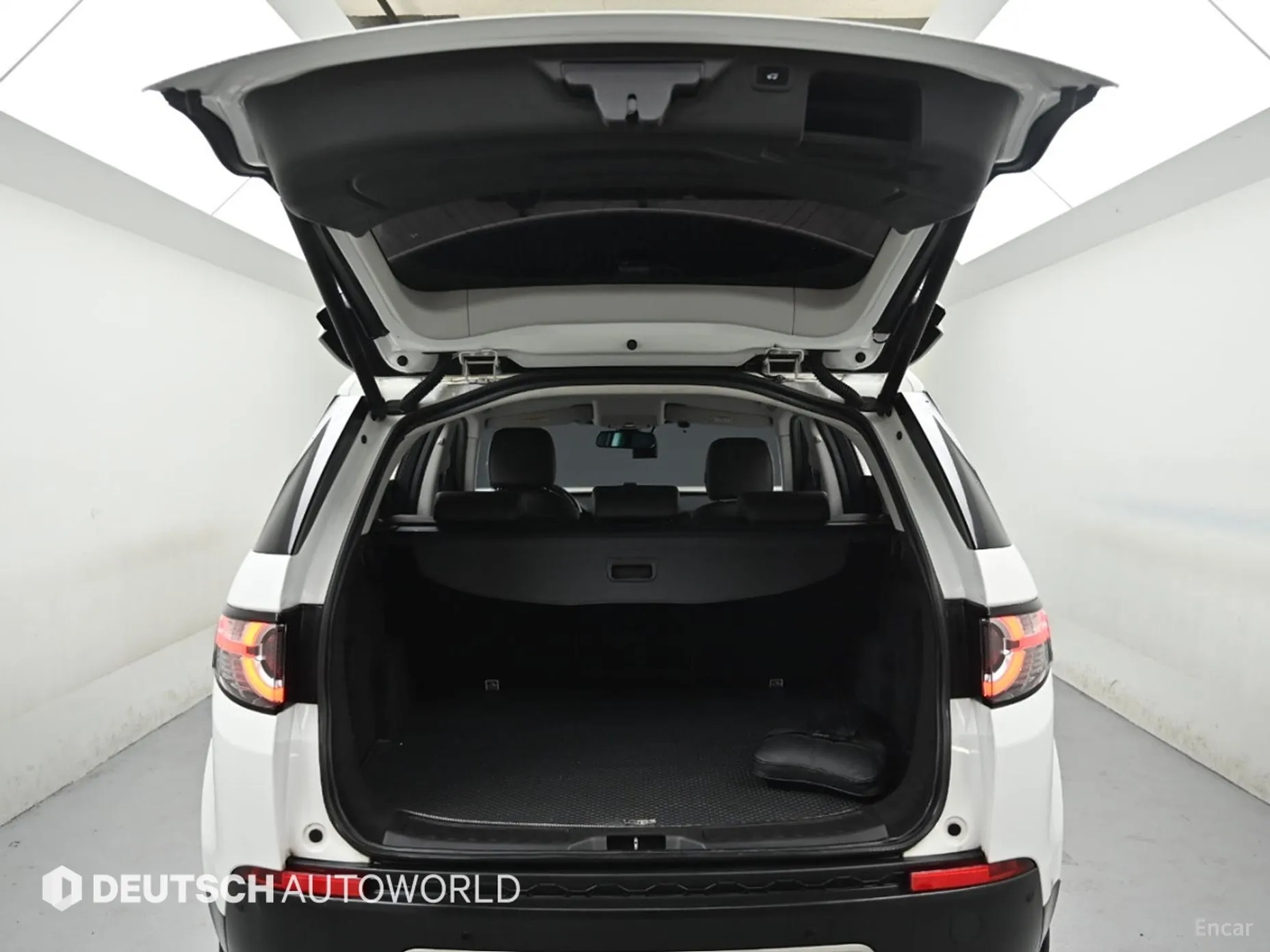 Land Rover Discovery Sports превью 19