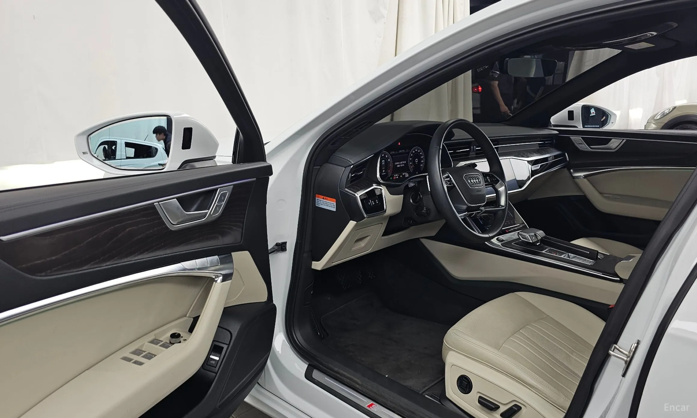 Audi A6 (C8) превью 10